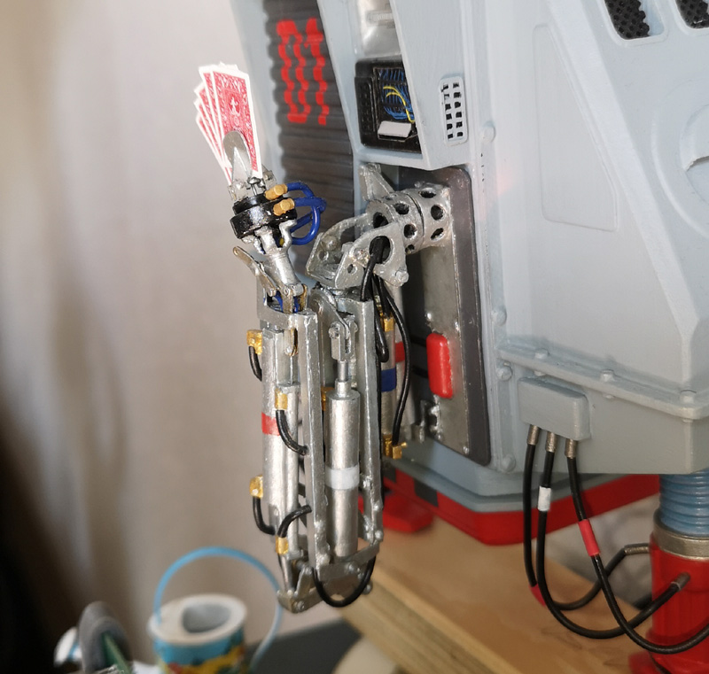 silent running Drohne Dewey - Arm