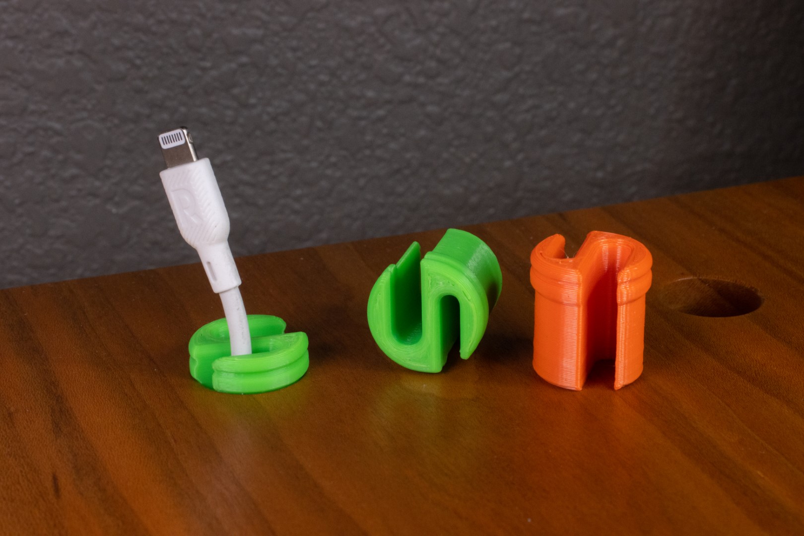 Cable S Dogs - 20mm Bench Dogs (for the Holey Desk)