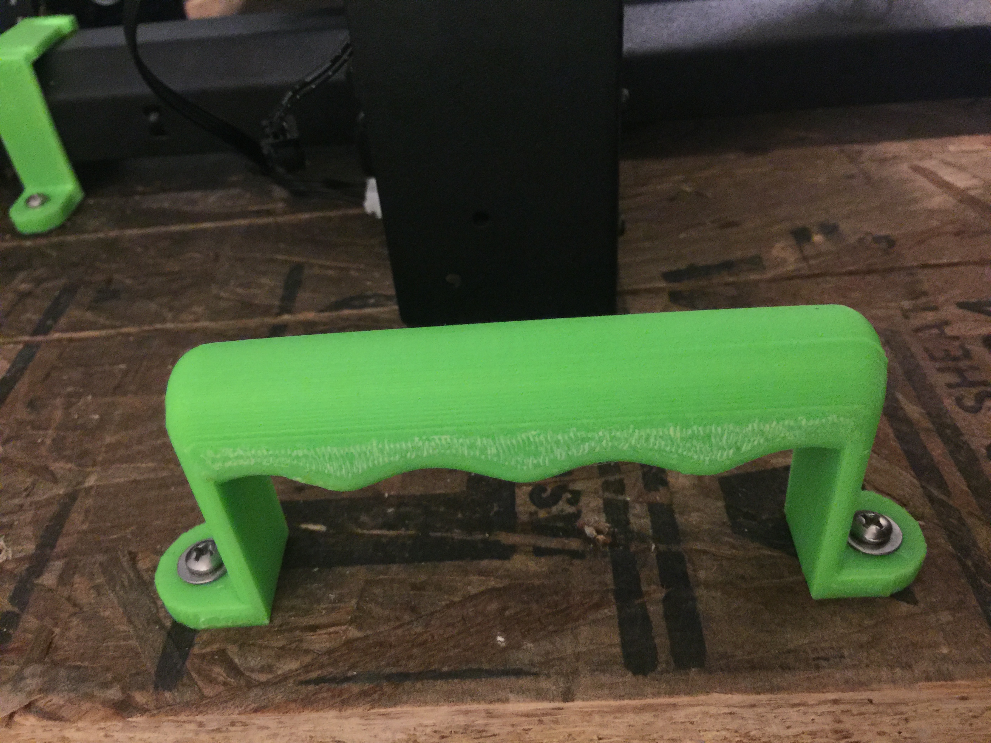 Ergonomic handle