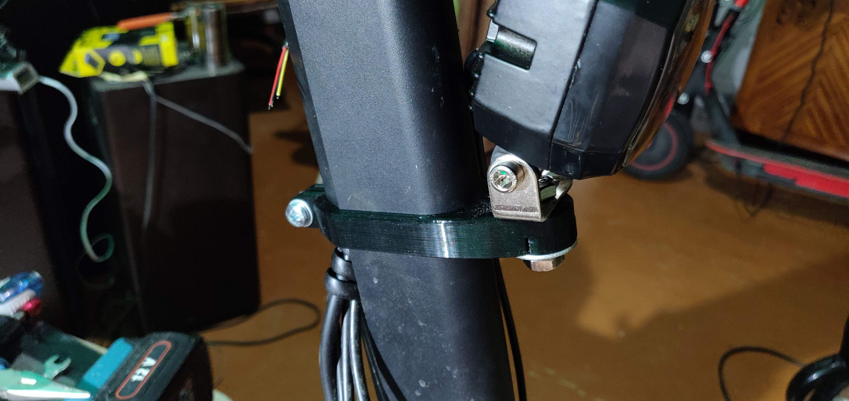 Kugoo M4 Headlight mount