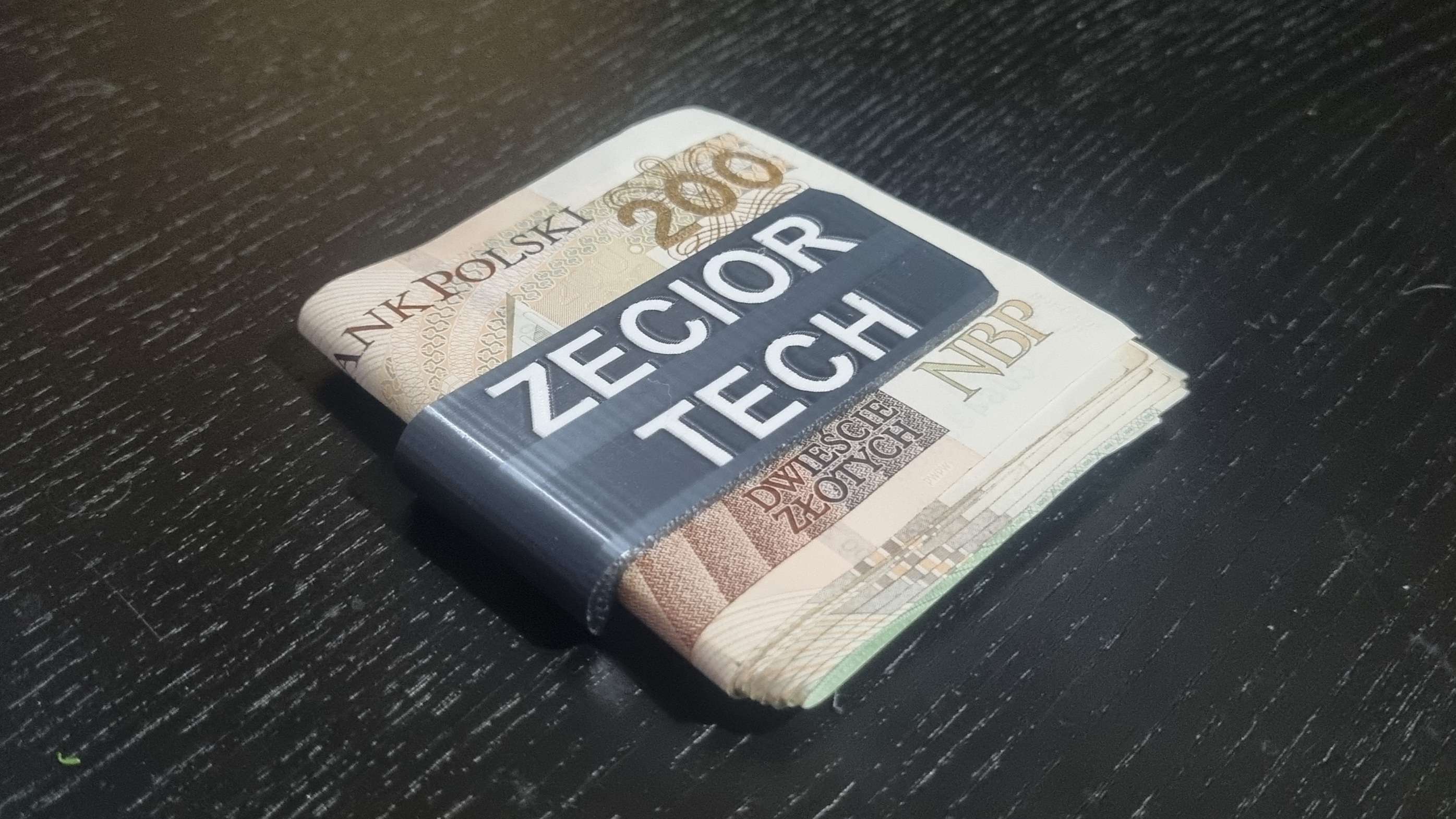 Money clip Klips do pieniedzy mamony bejmy hajsu cash'u profitu szmalu