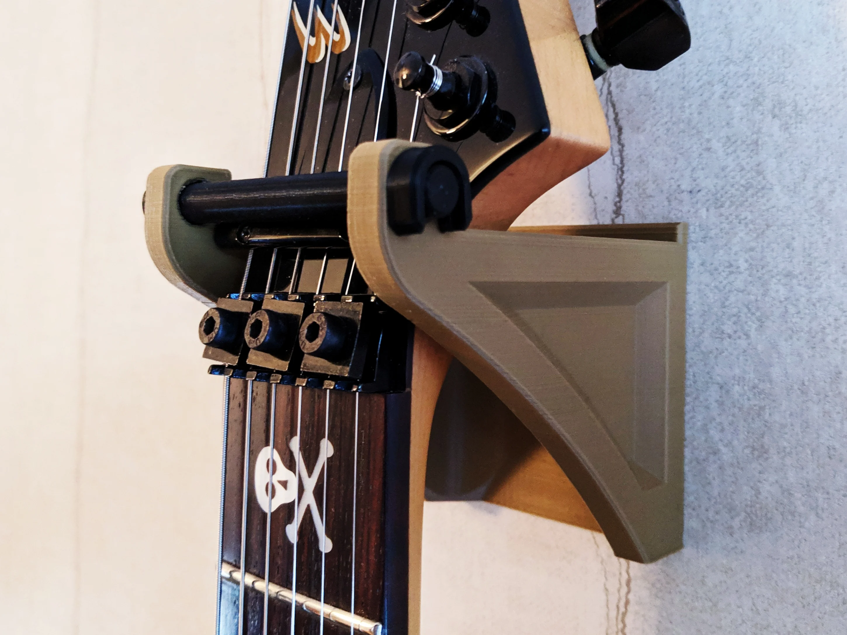 Locking Guitar Wall Mount