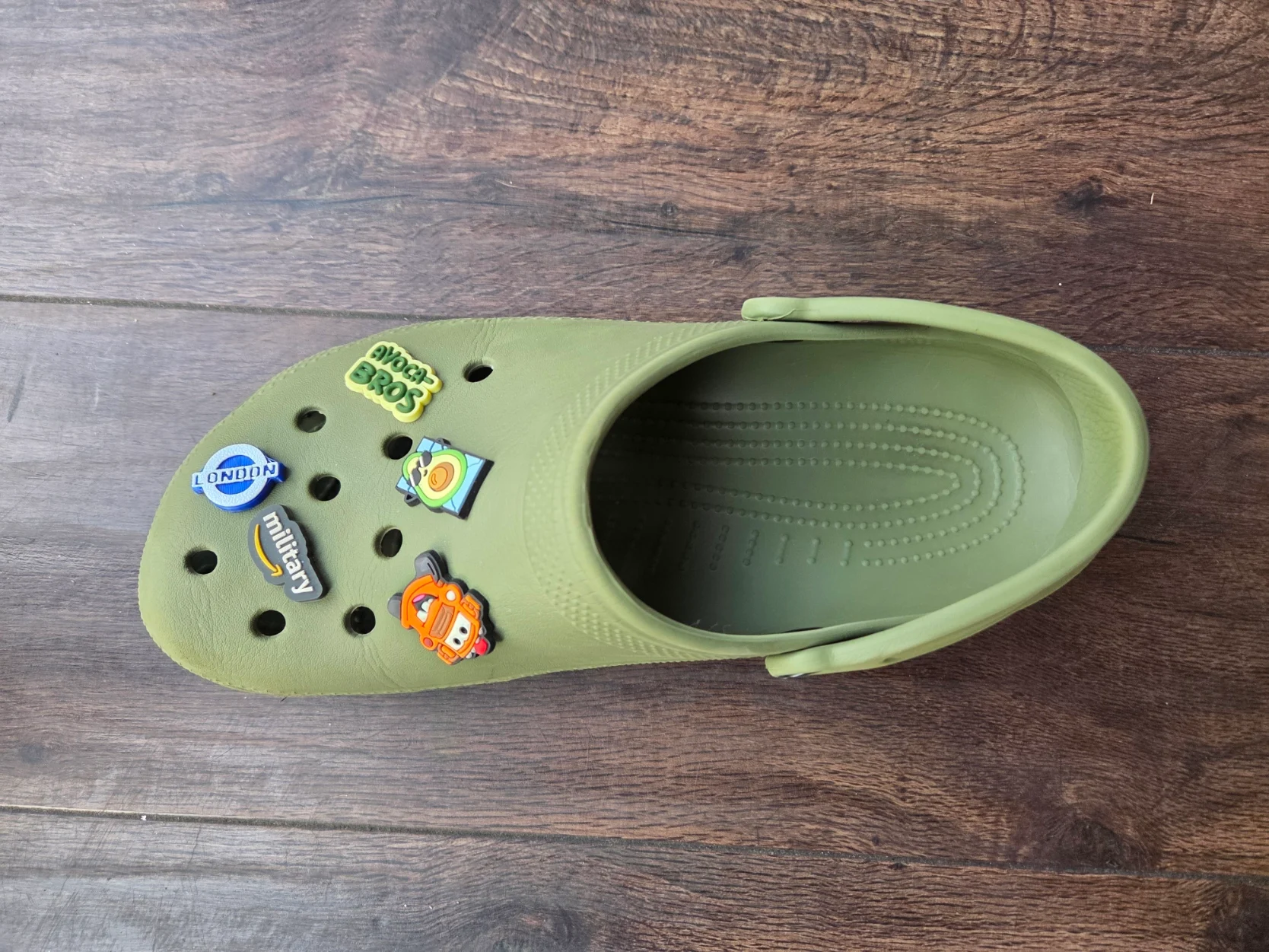 Iconic London Tube Sign Jibbit Croc Charm