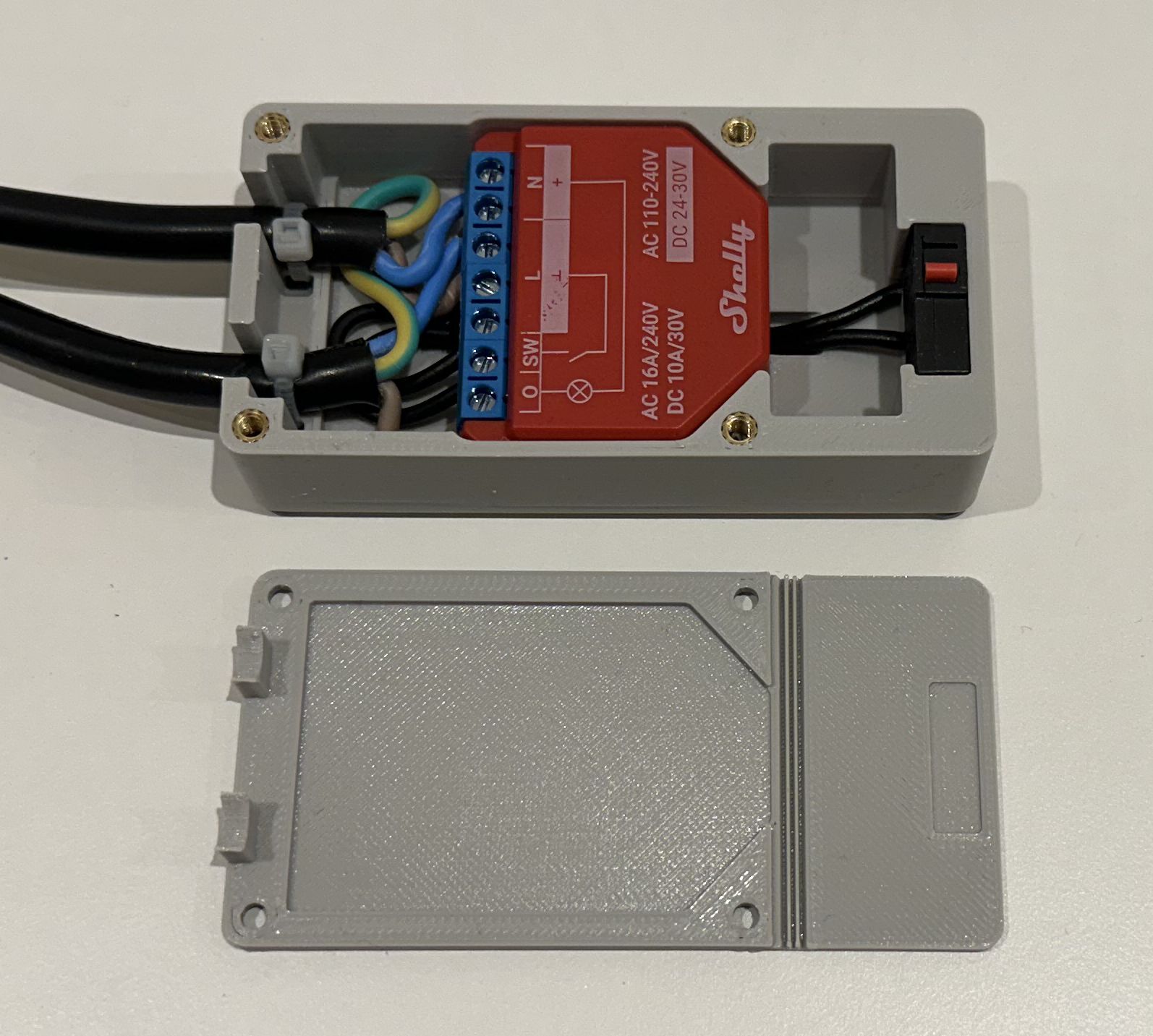 Shelly plus 1 Enclosure with Switch
