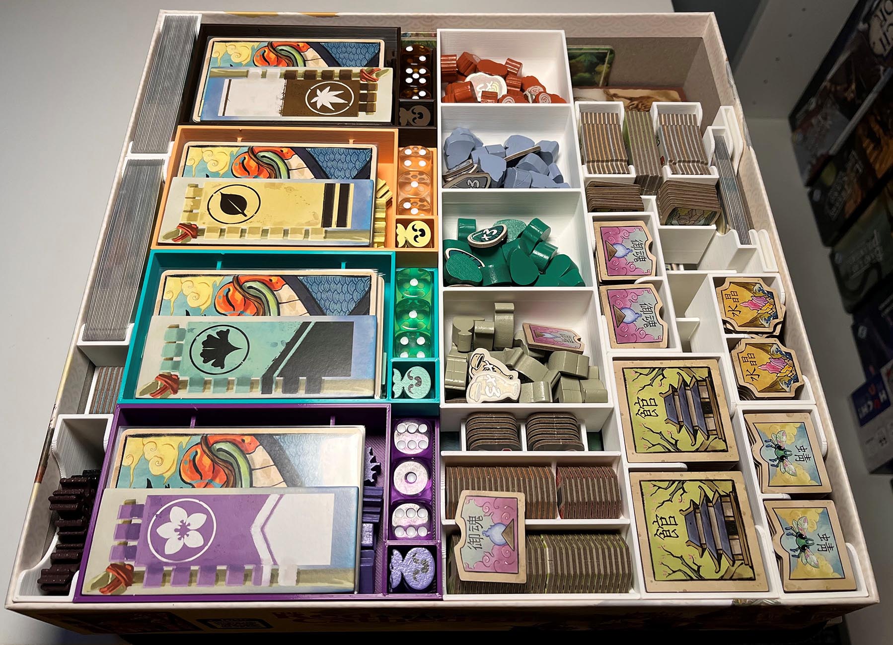 Bitoku organizer (premium sleeved cards)