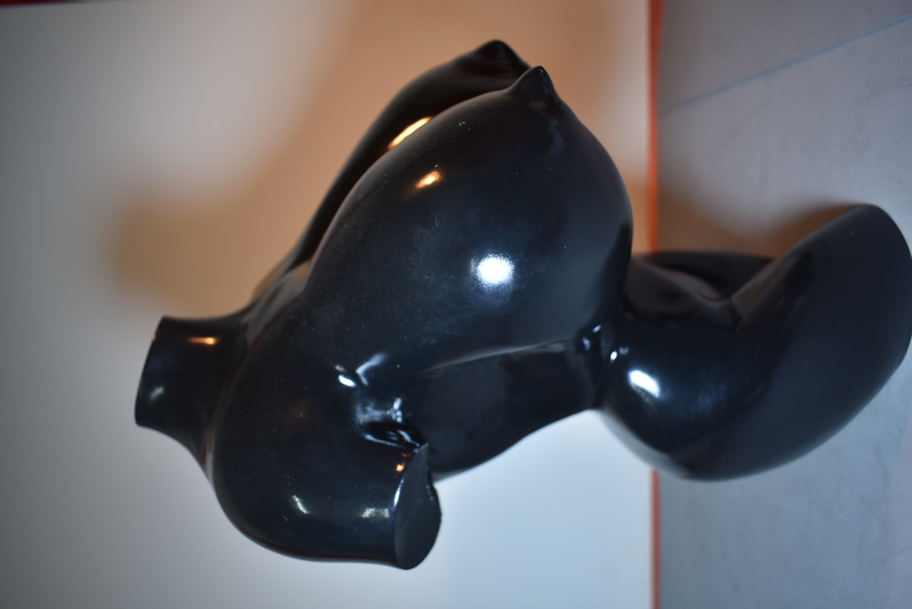 Statue Woman Small Breasts
