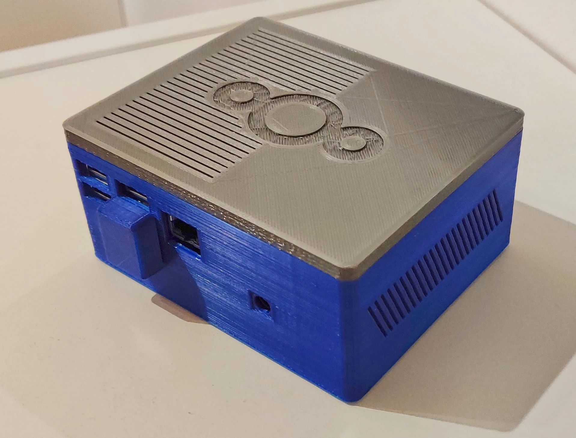 Raspberry Pi4 + X825 + SSD Housing