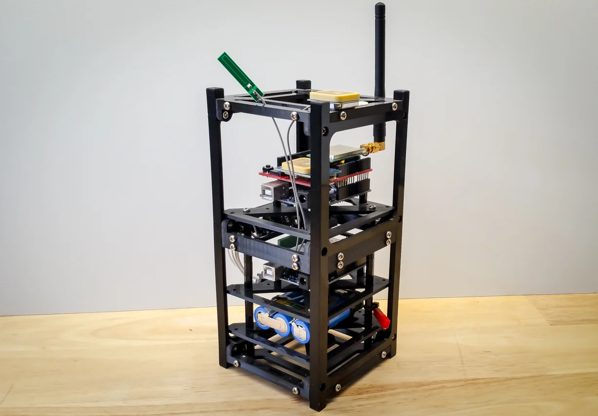 Universal 2U Cubesat
