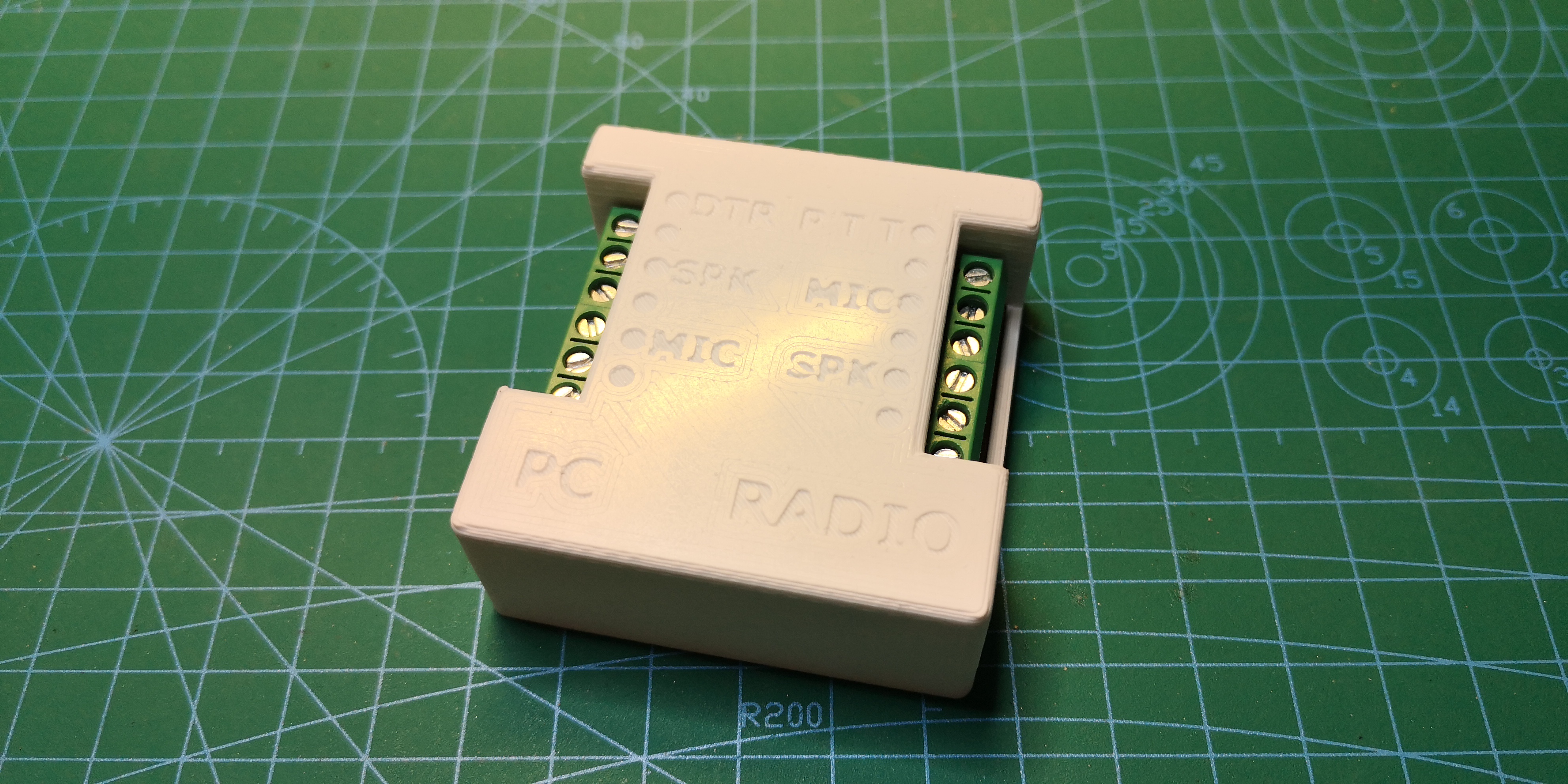 PC-radio interface box