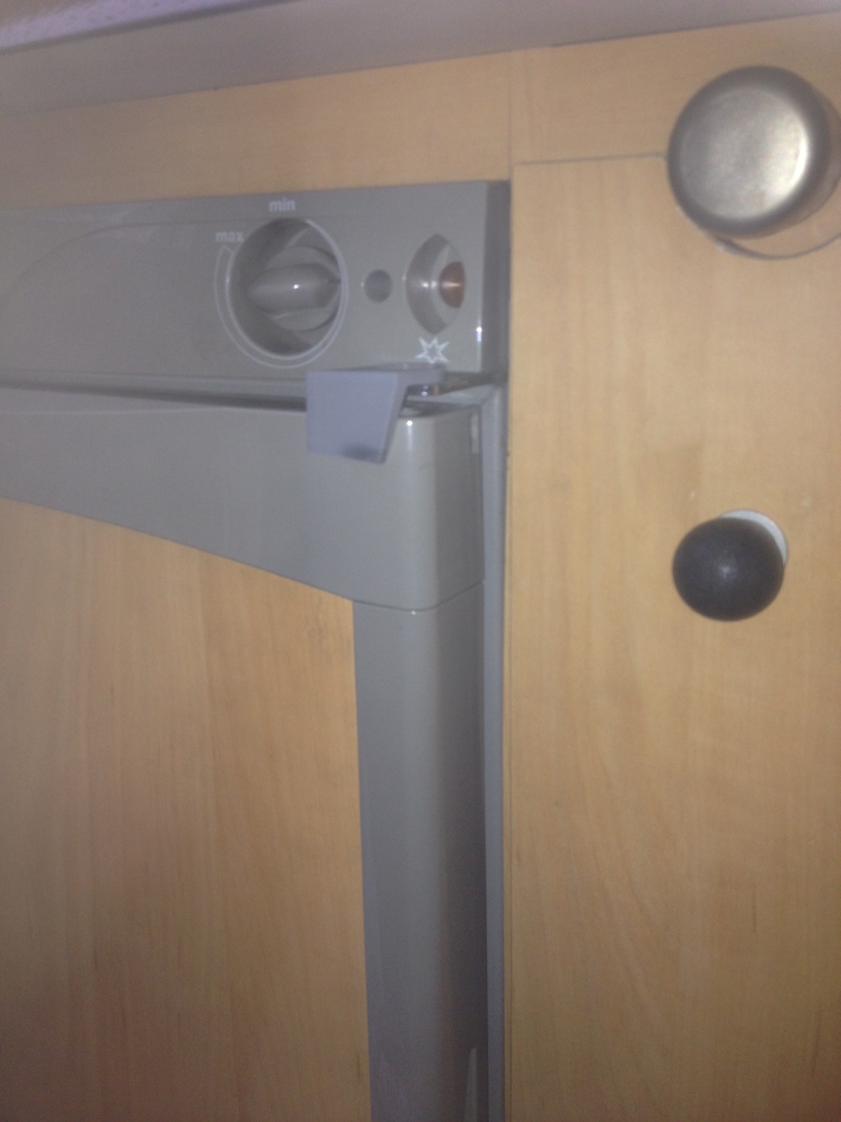 Electrolux Fridge Lock/Latch