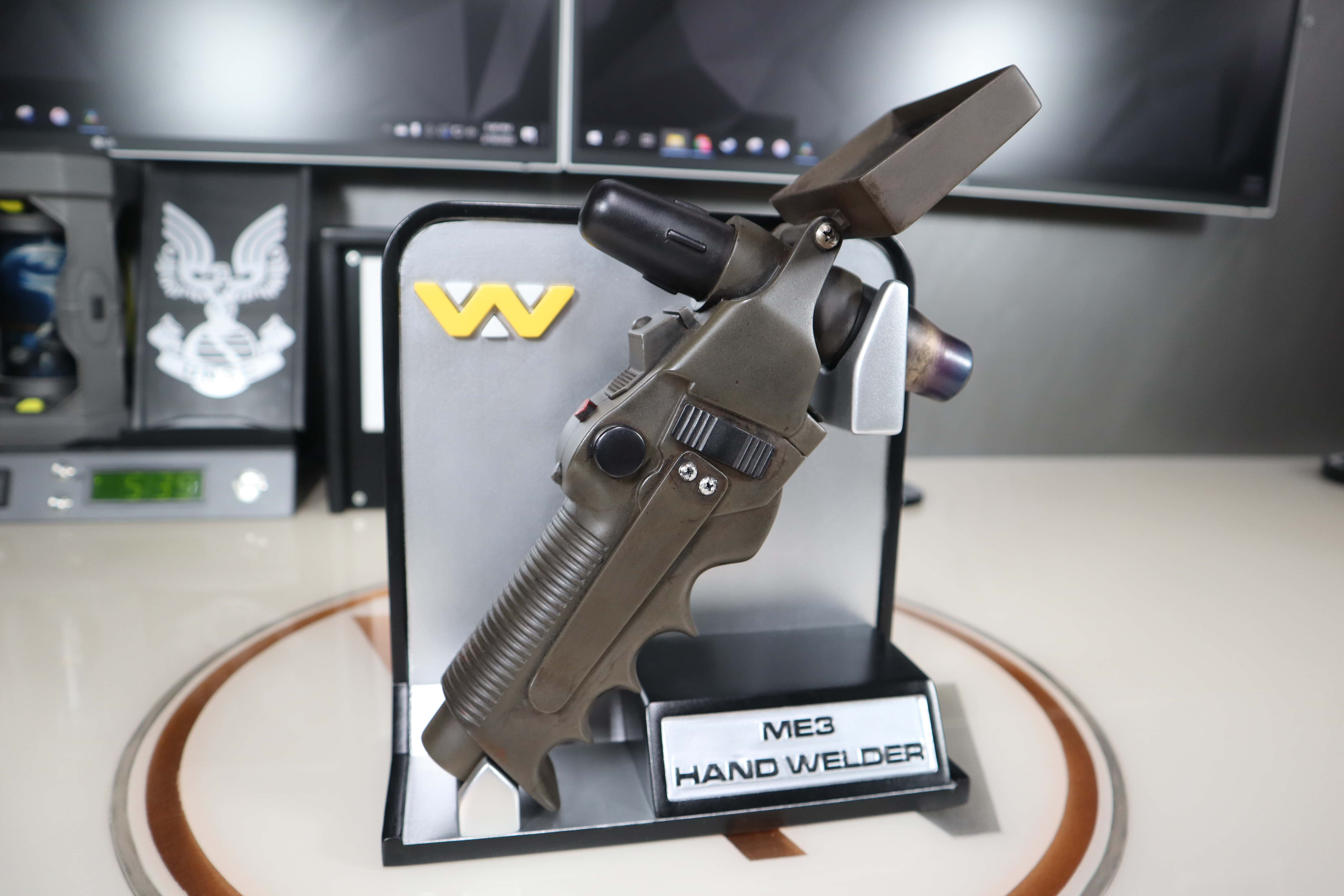 Aliens Hand Welder