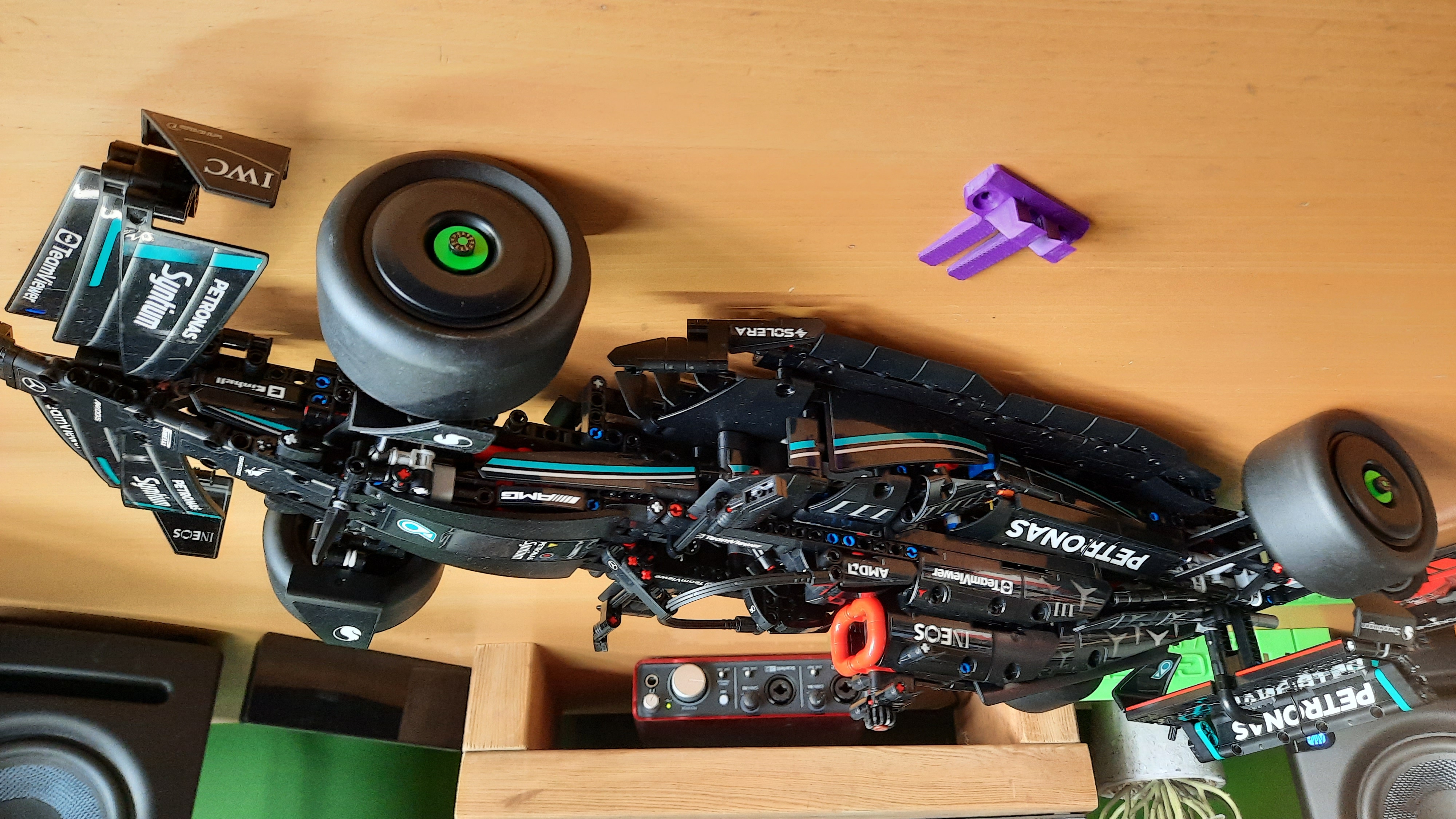 Lego Wall Mount - Mercedes AMG F1 W14 E Performance 42171 - HENGINEER