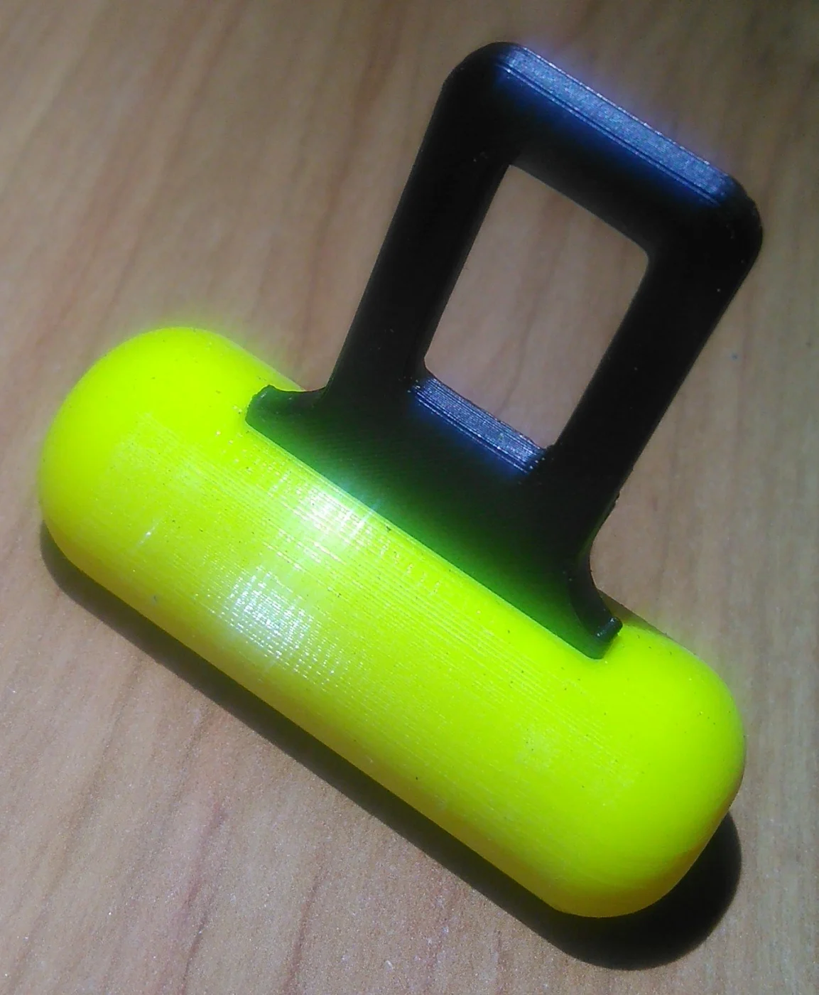 Seatbelt dummy clip.
