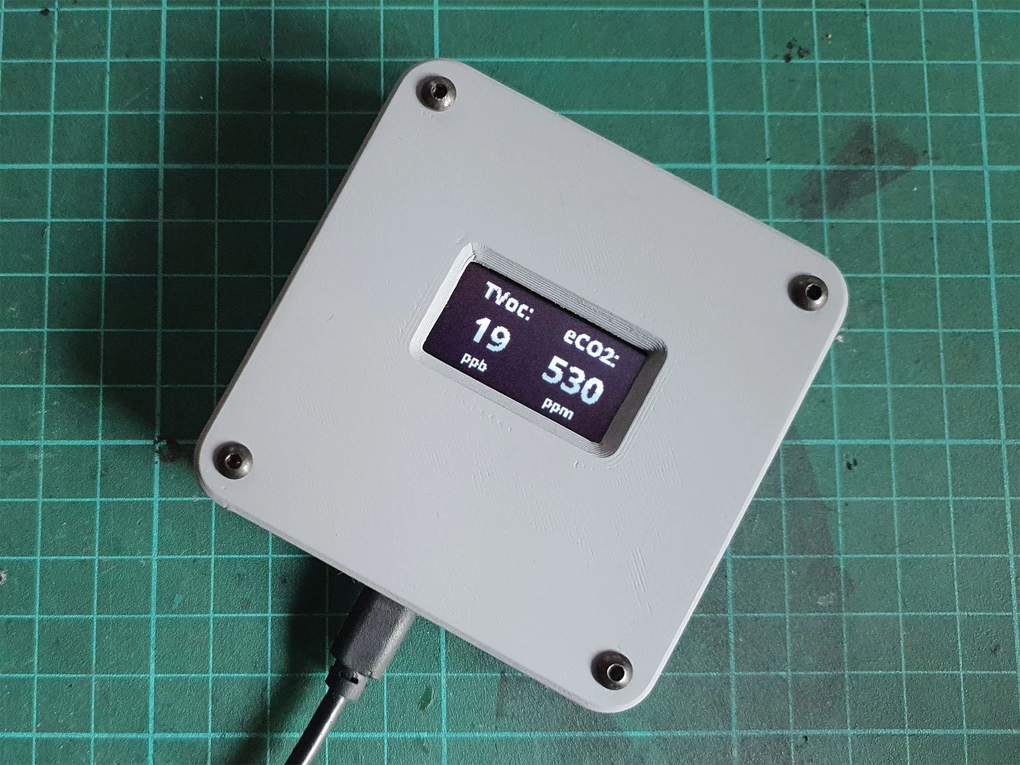 Simple ESP32 AQI Module Enclosure with Display