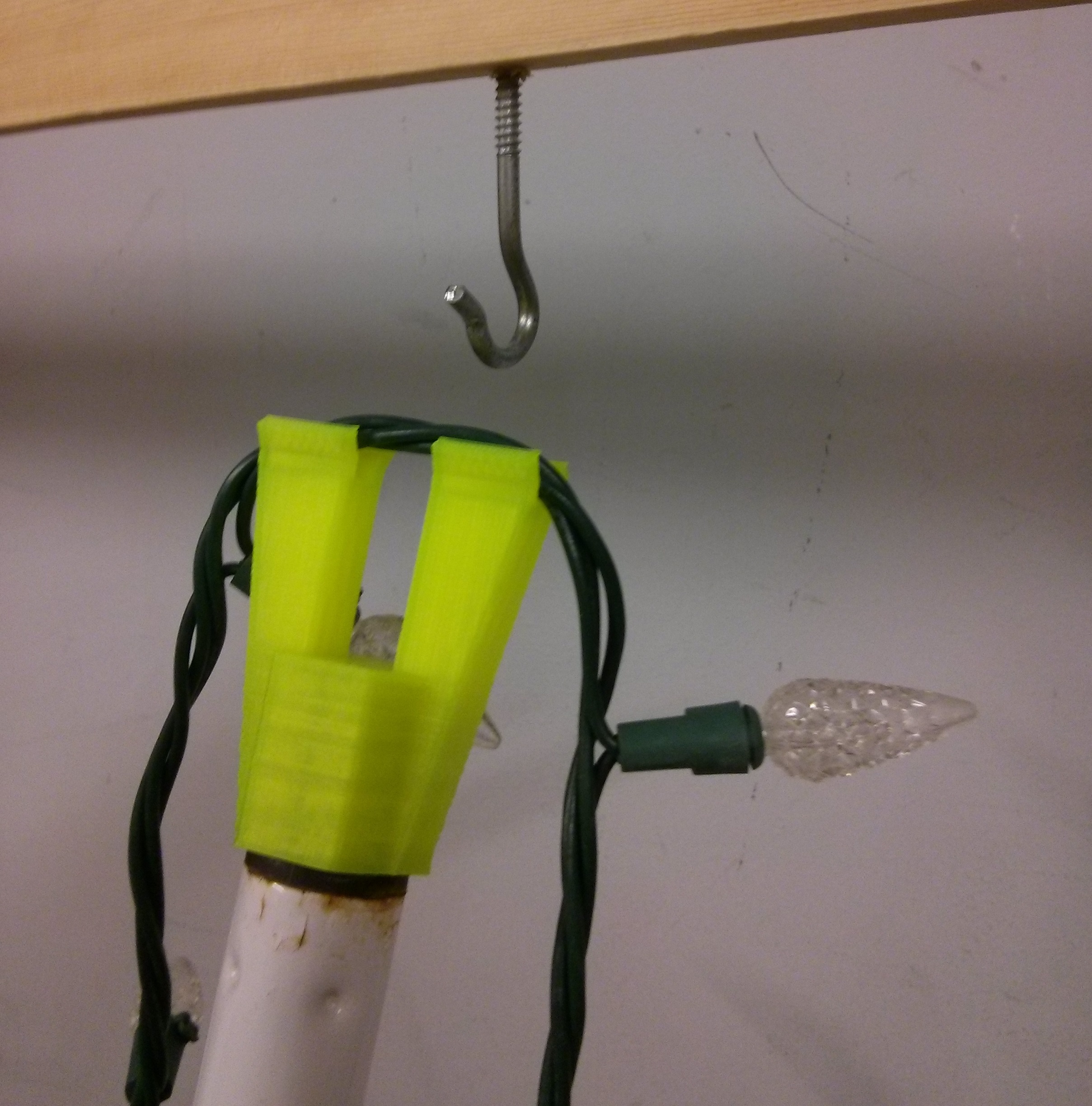 Customizable Hanging Tool