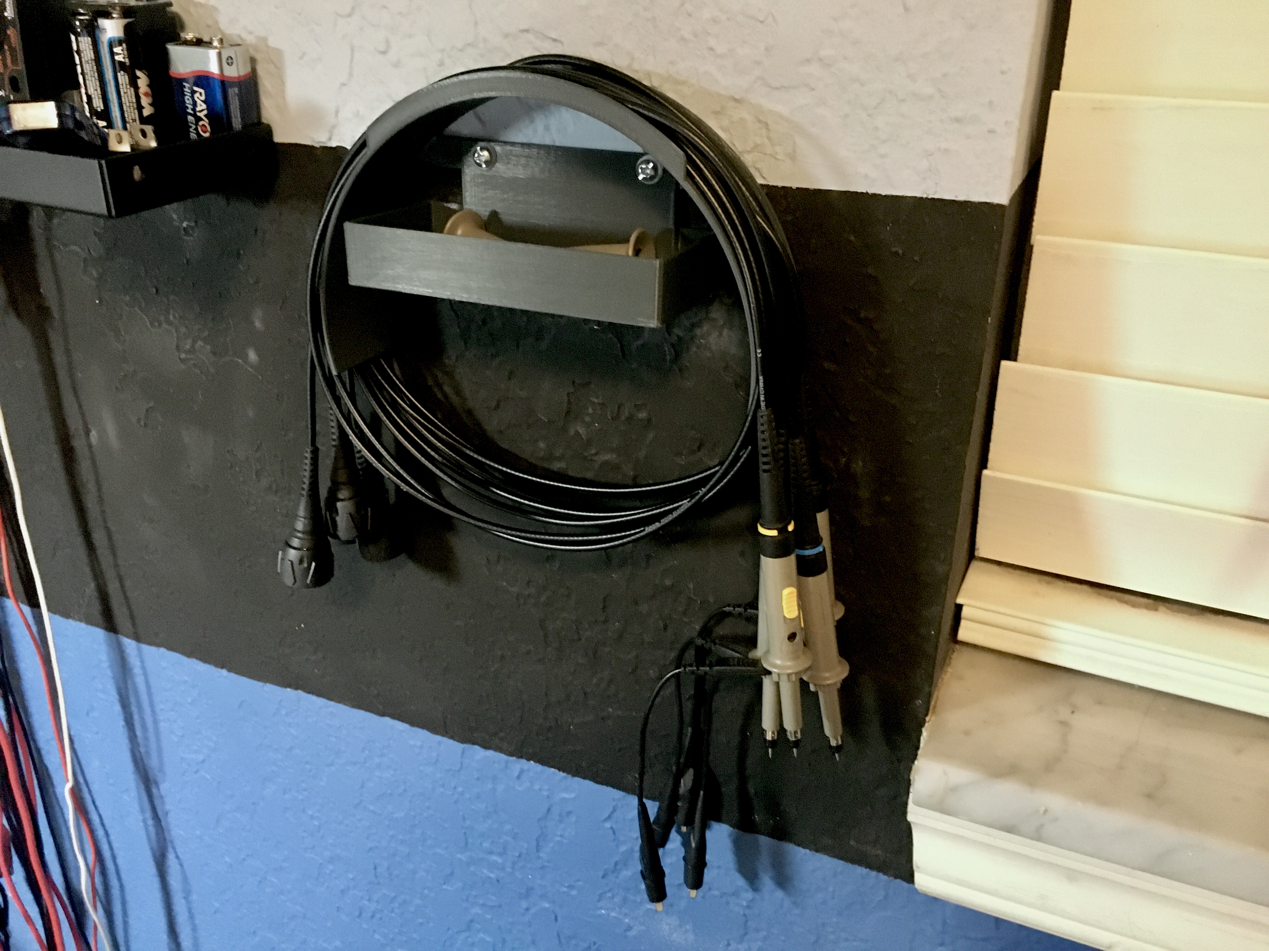 Oscilloscope Probe Storage