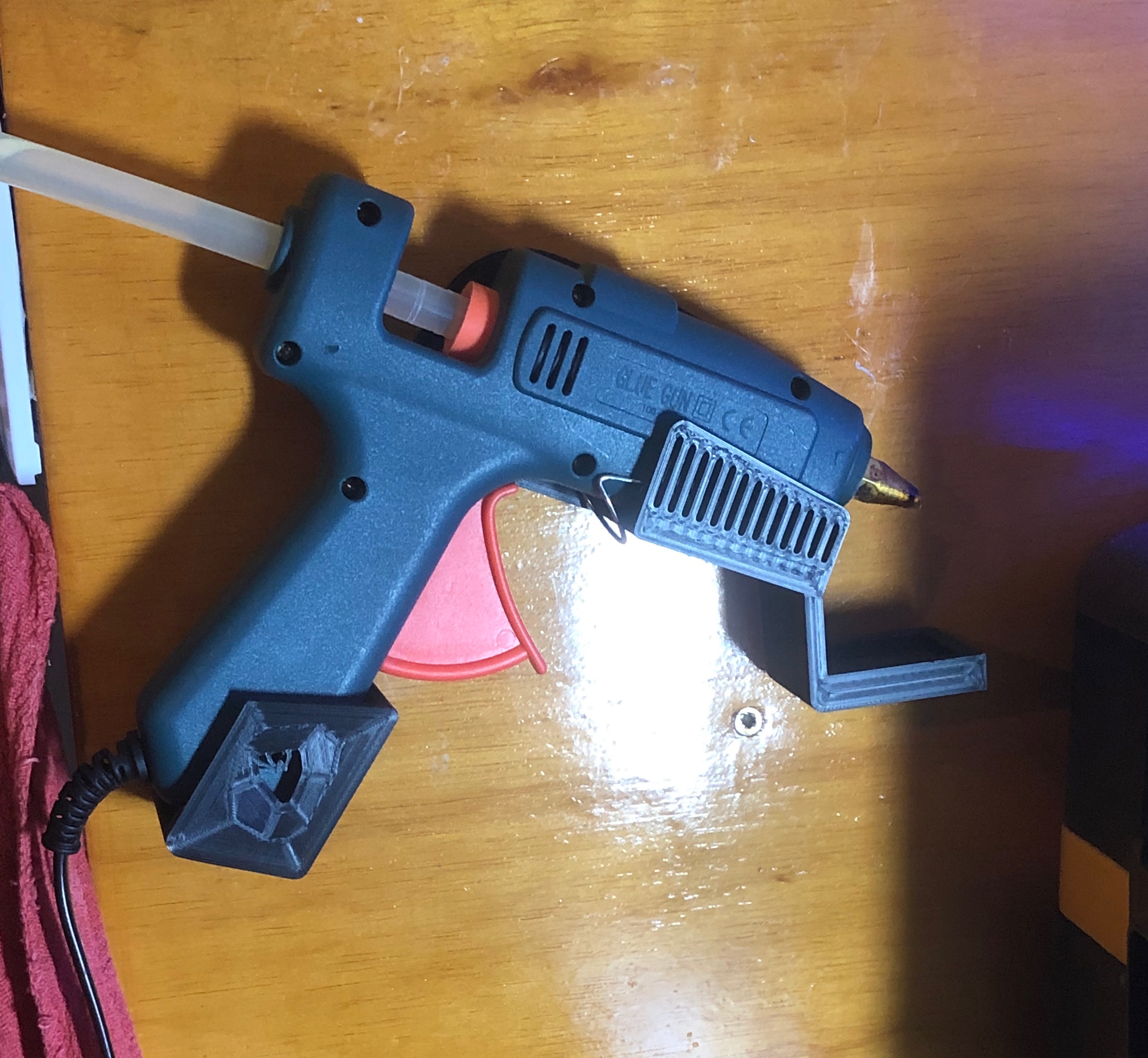 Niq's GlueGun Holder