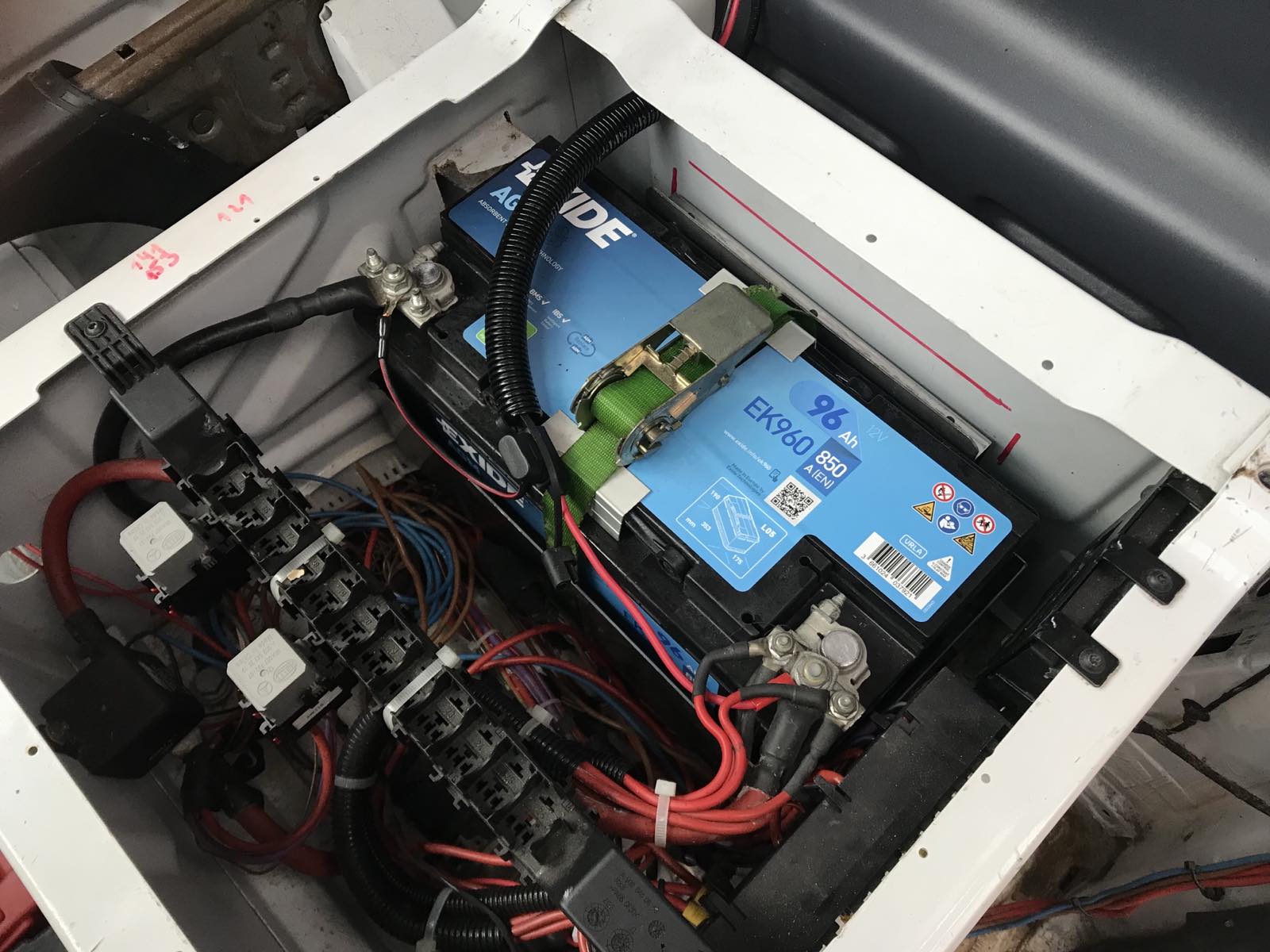 Second Car Battery Enclosure for Mercedes Sprinter W906, Campervan etc.