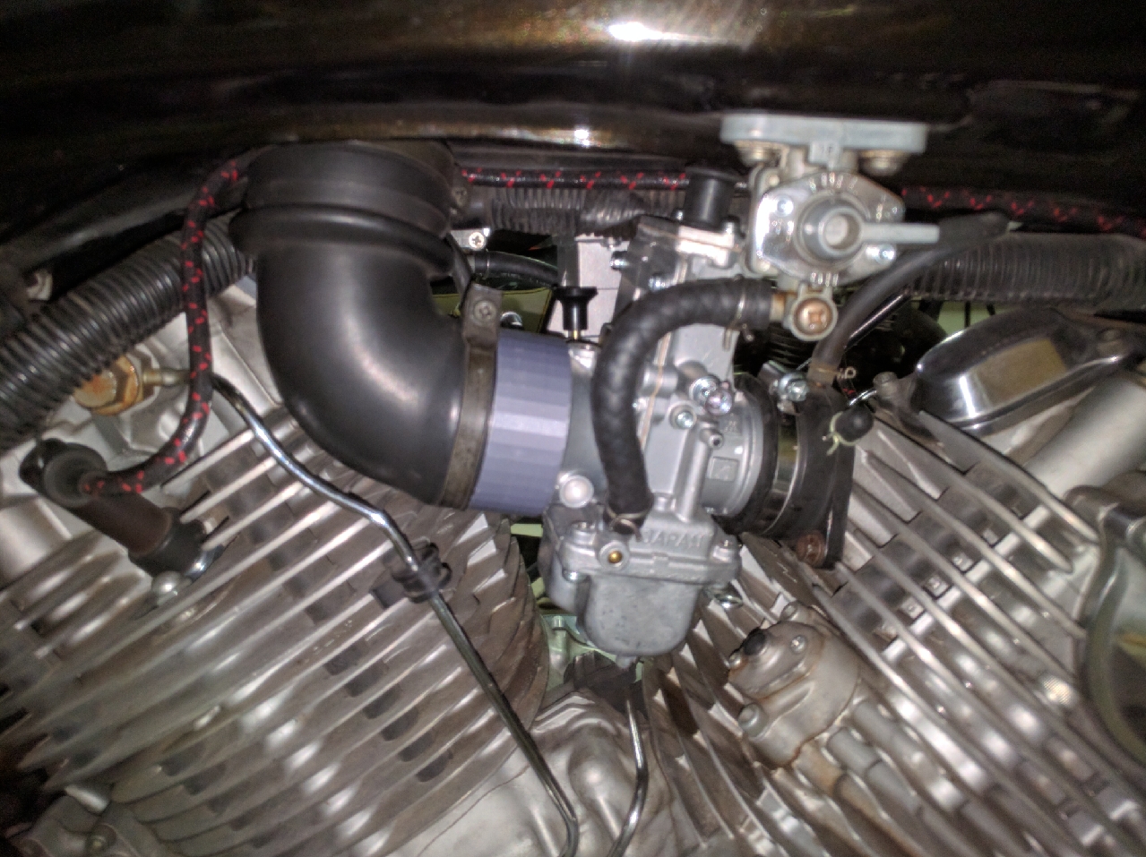 Yamaha XV750 to TM38 Mikuni adapters