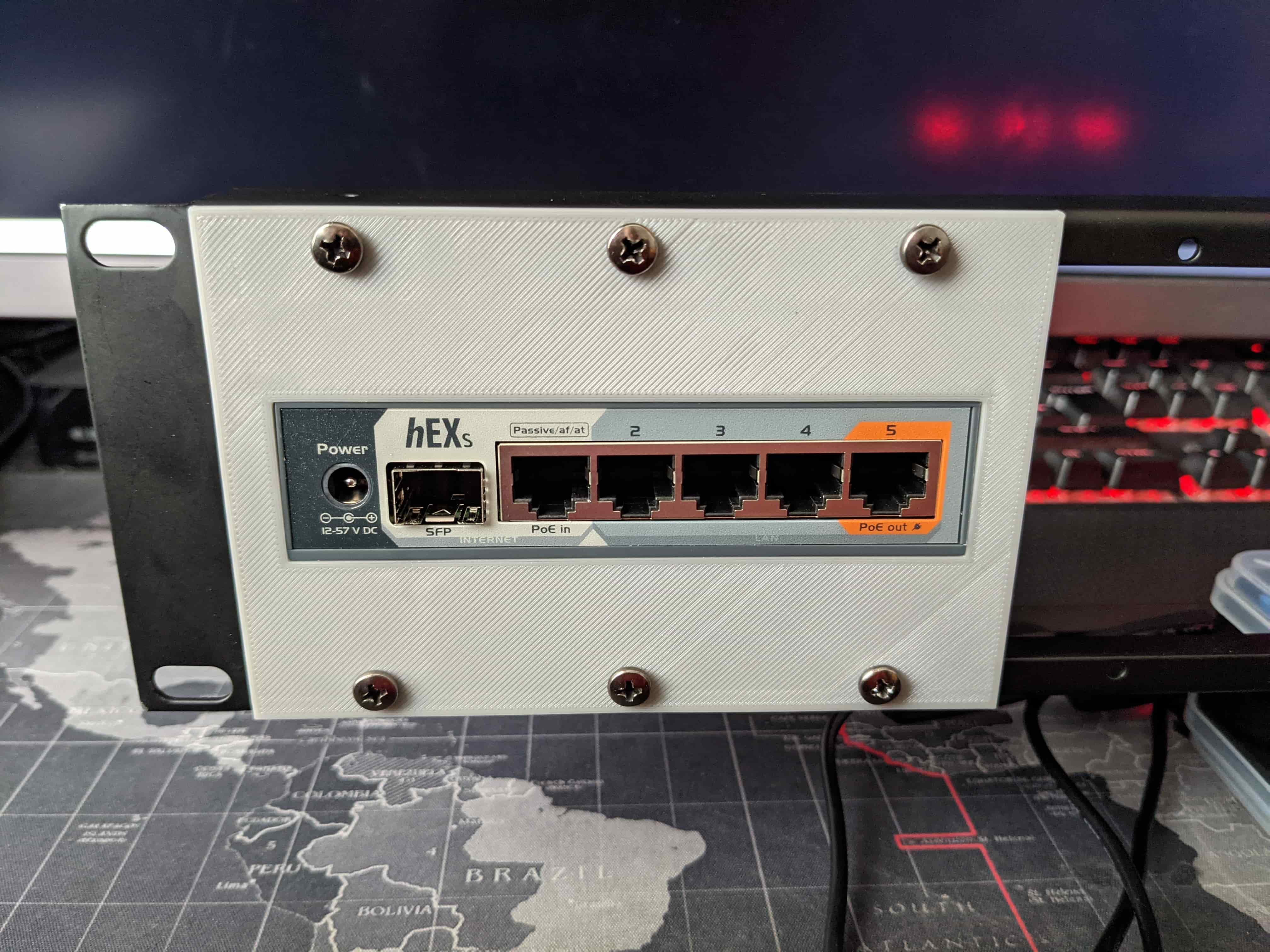 MikroTik hEX (S) Mount Rack Mount 19" 2U DAP Adapter