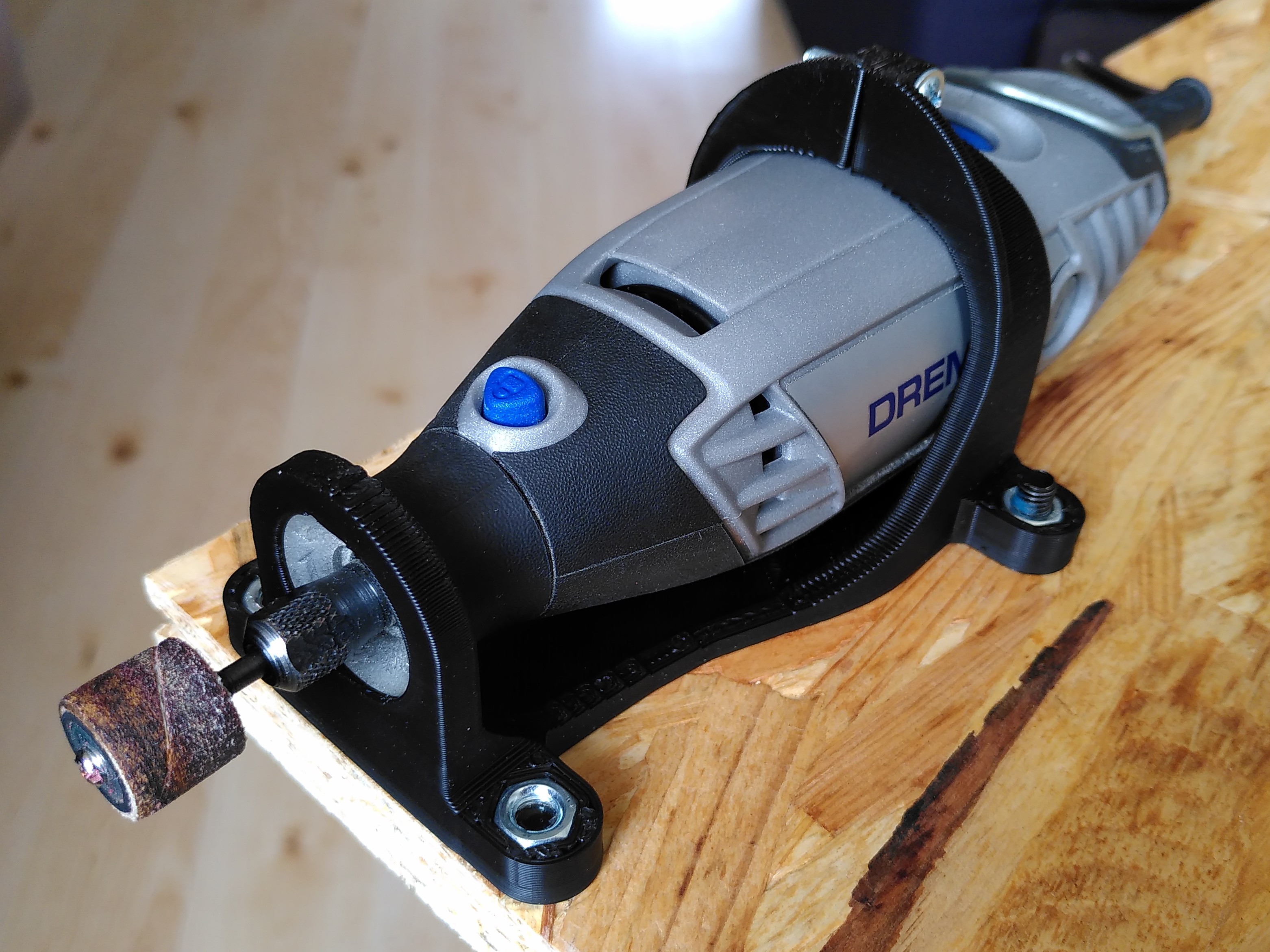 Dremel 3000 mount