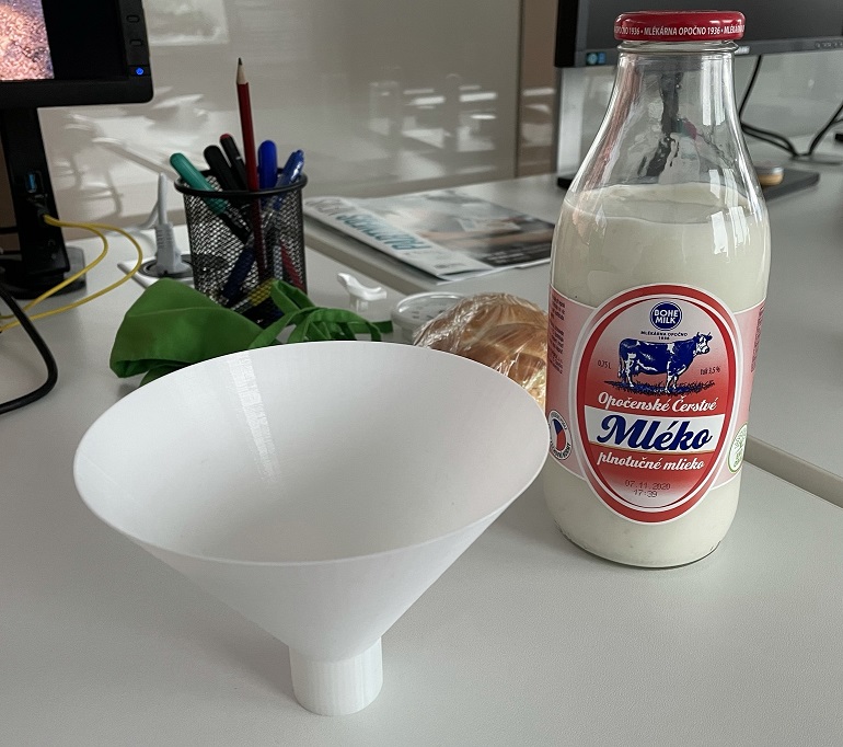 Bottle funel