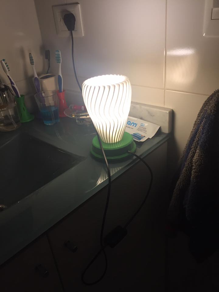 Base lampara "folded lamp shade mk2" para portalampara GU10