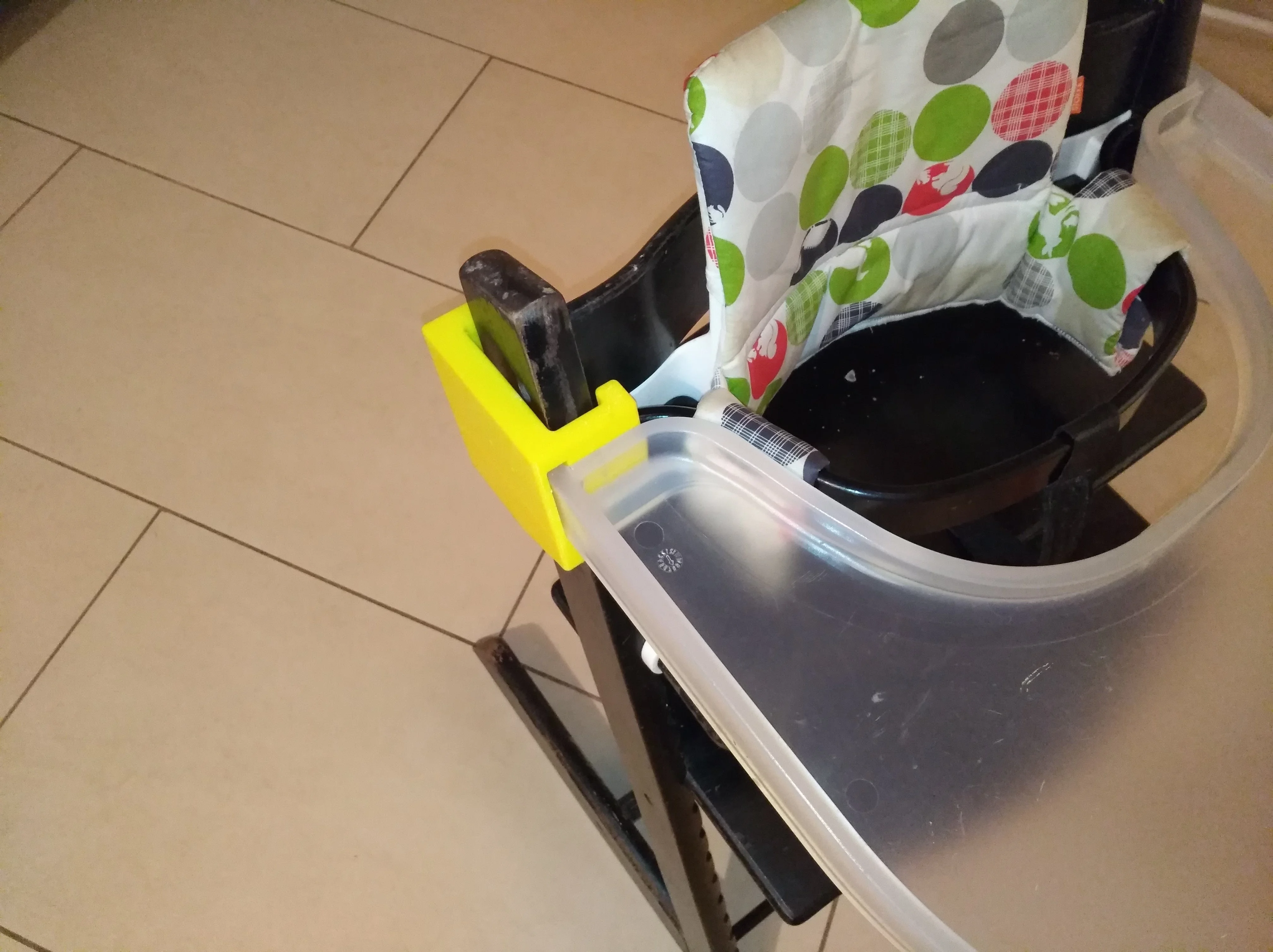 Playtray reparation adapter for the Stokke Tripp Trapp chair