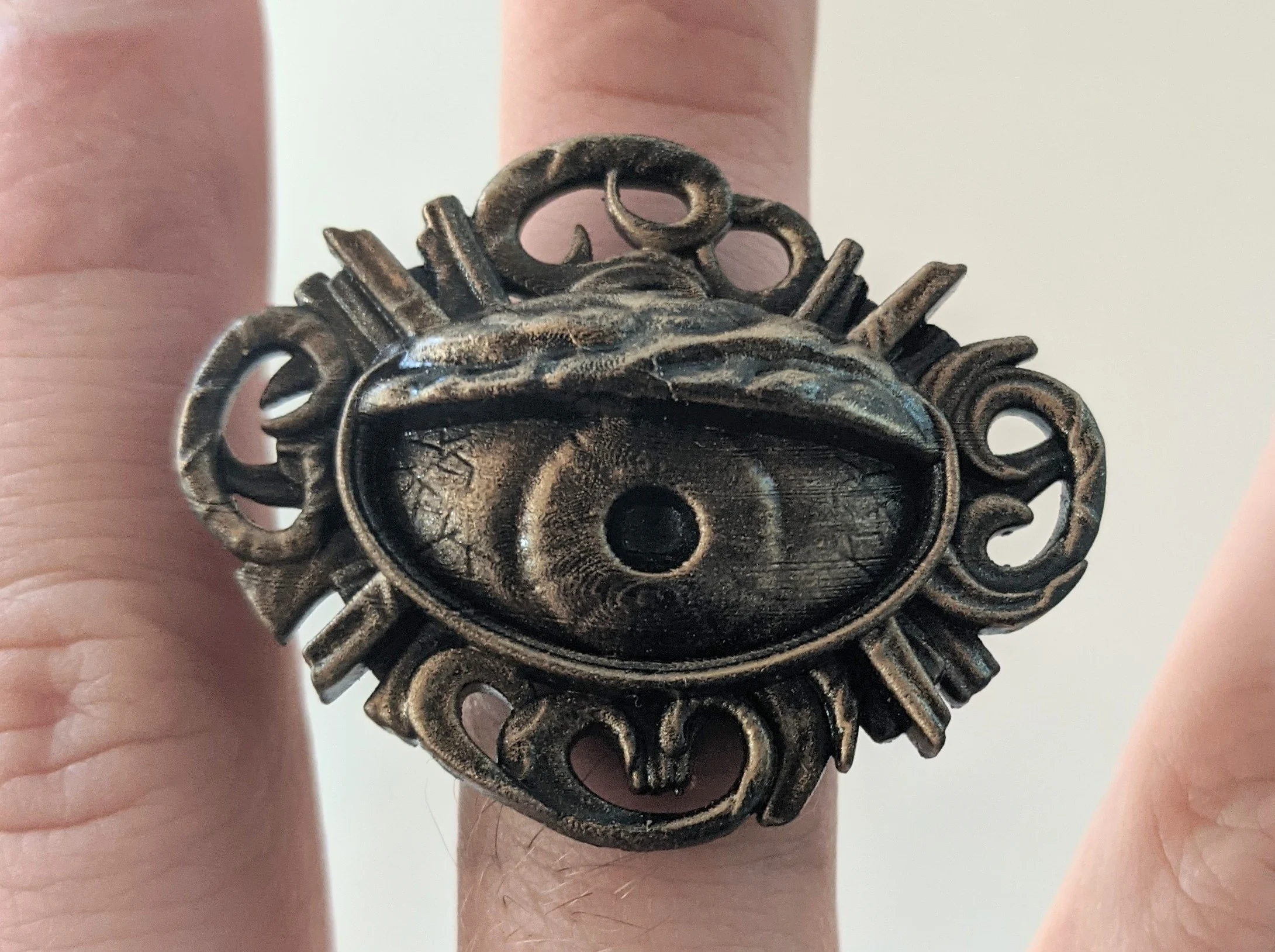 seeing eye ring