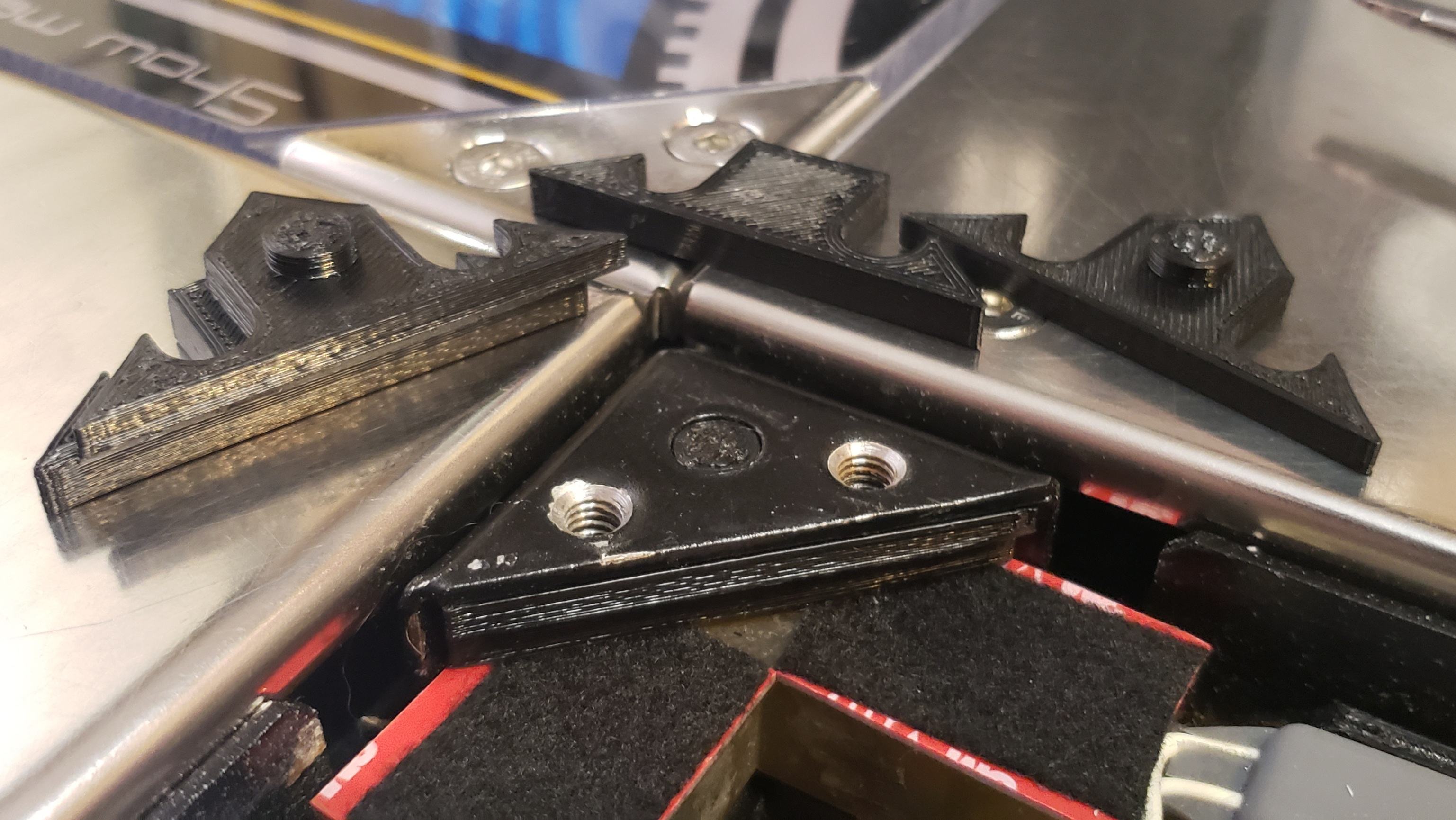 DDR Metal Frame Gap Filler (reduce arrow slide)