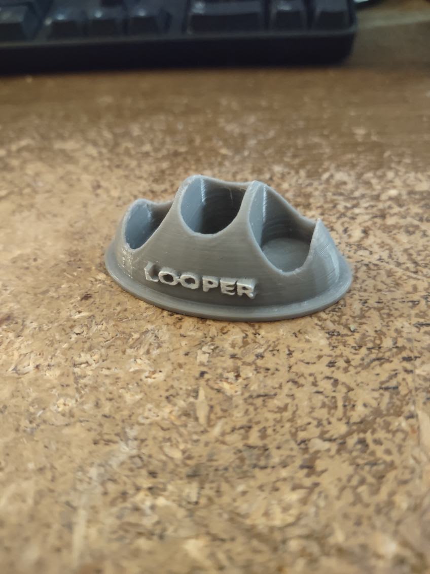 Looper Disposable Vape-Pen Stand