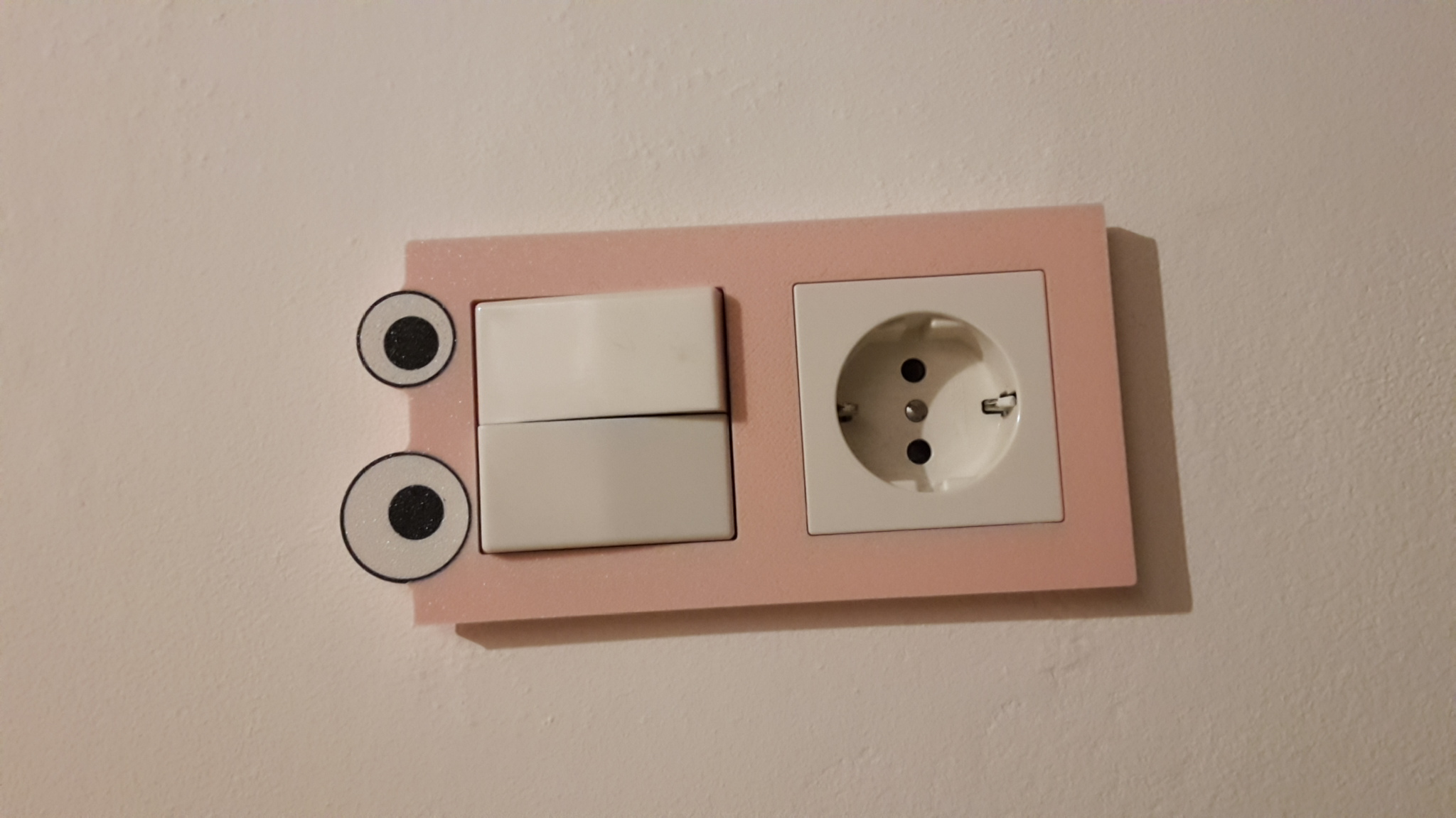 Steckdosen Rahmen "Krümelmonster" multicolor