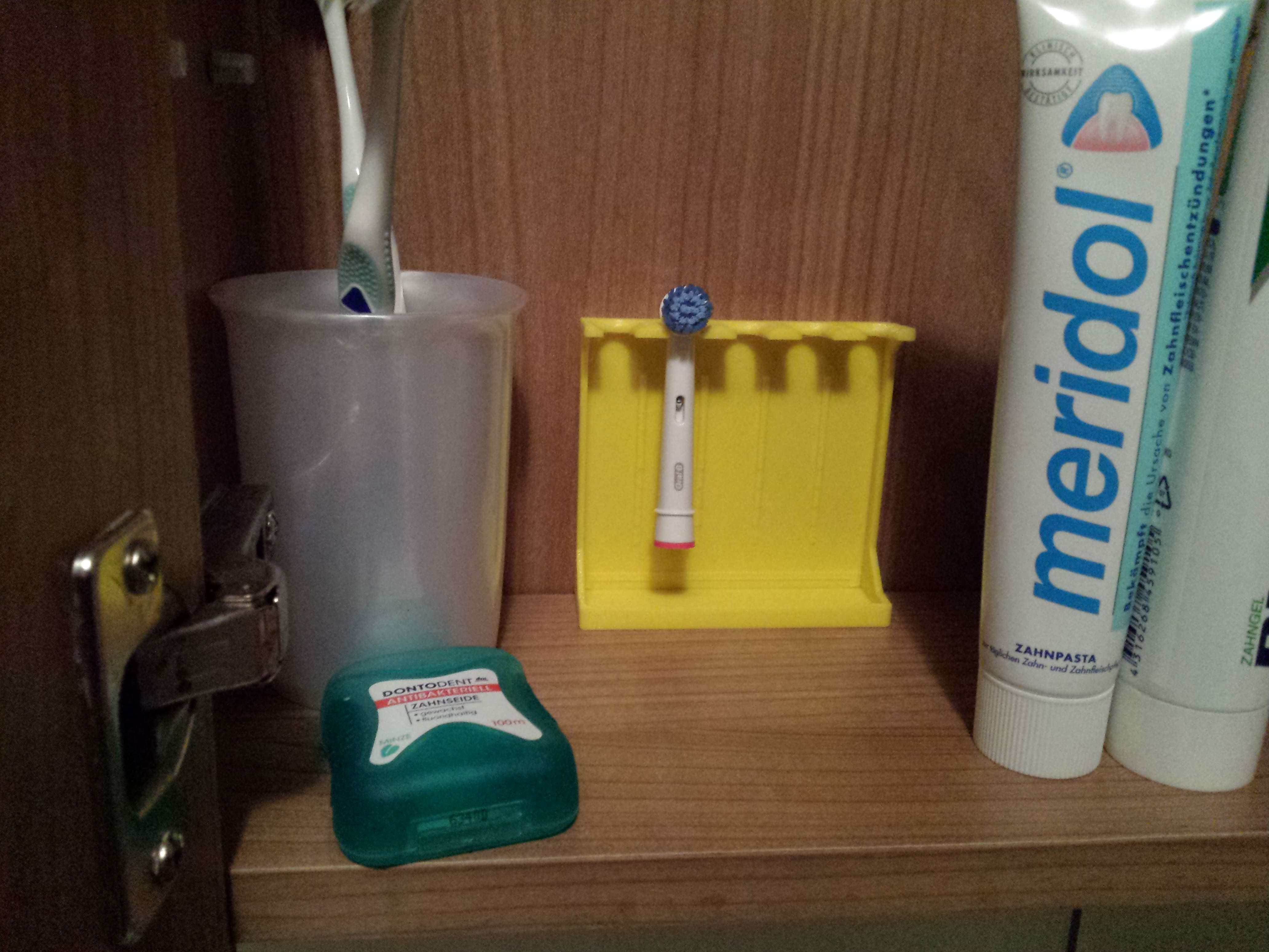 Toothbrush Holder 5x space saving / Zahnbürstenhalter elektrisch 5-fach platzsparend