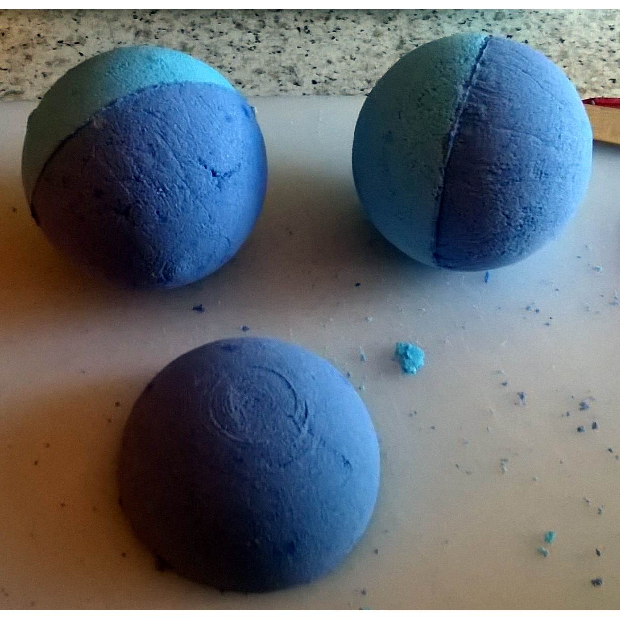 Spherical Bath Bomb Mold + Bonus Tool!