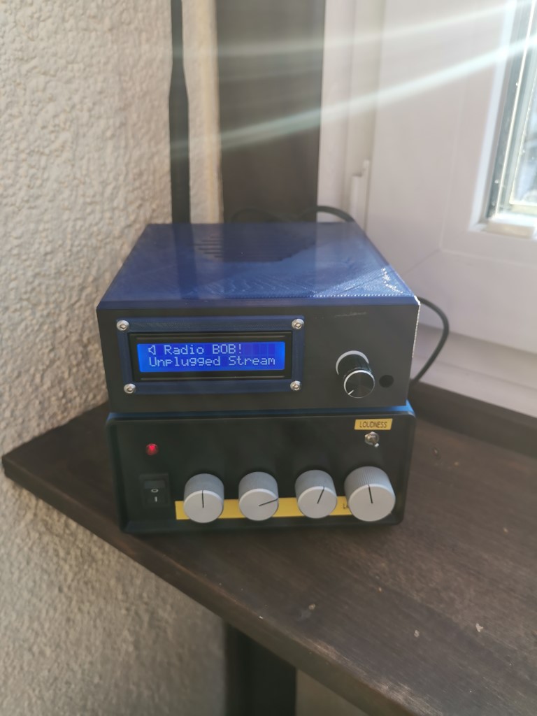 Gehäuse für ein MP3 Internet-Radio mit ESP32