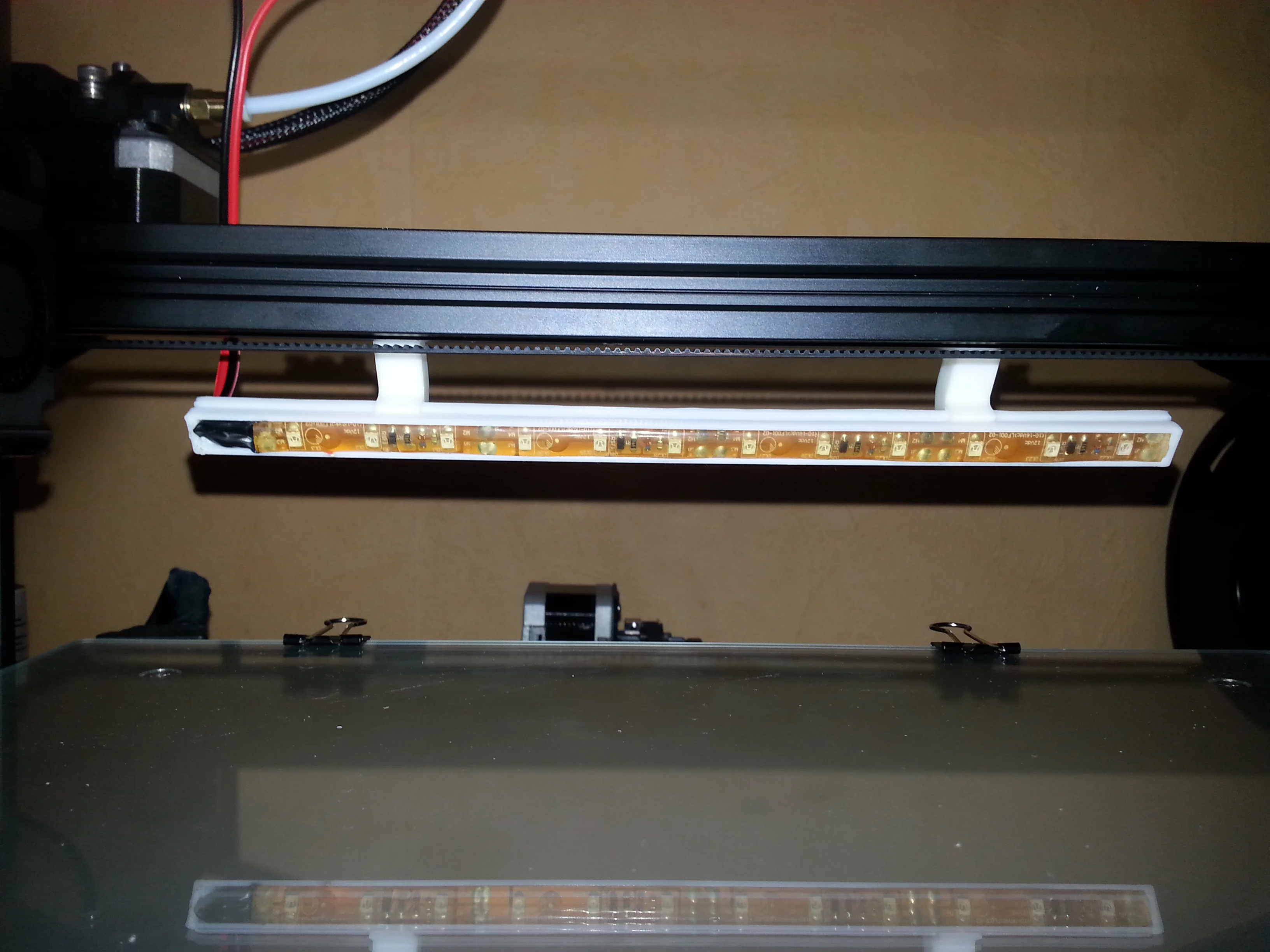 CR10 / CR10s Led-Strip Mount V-Rail clippable