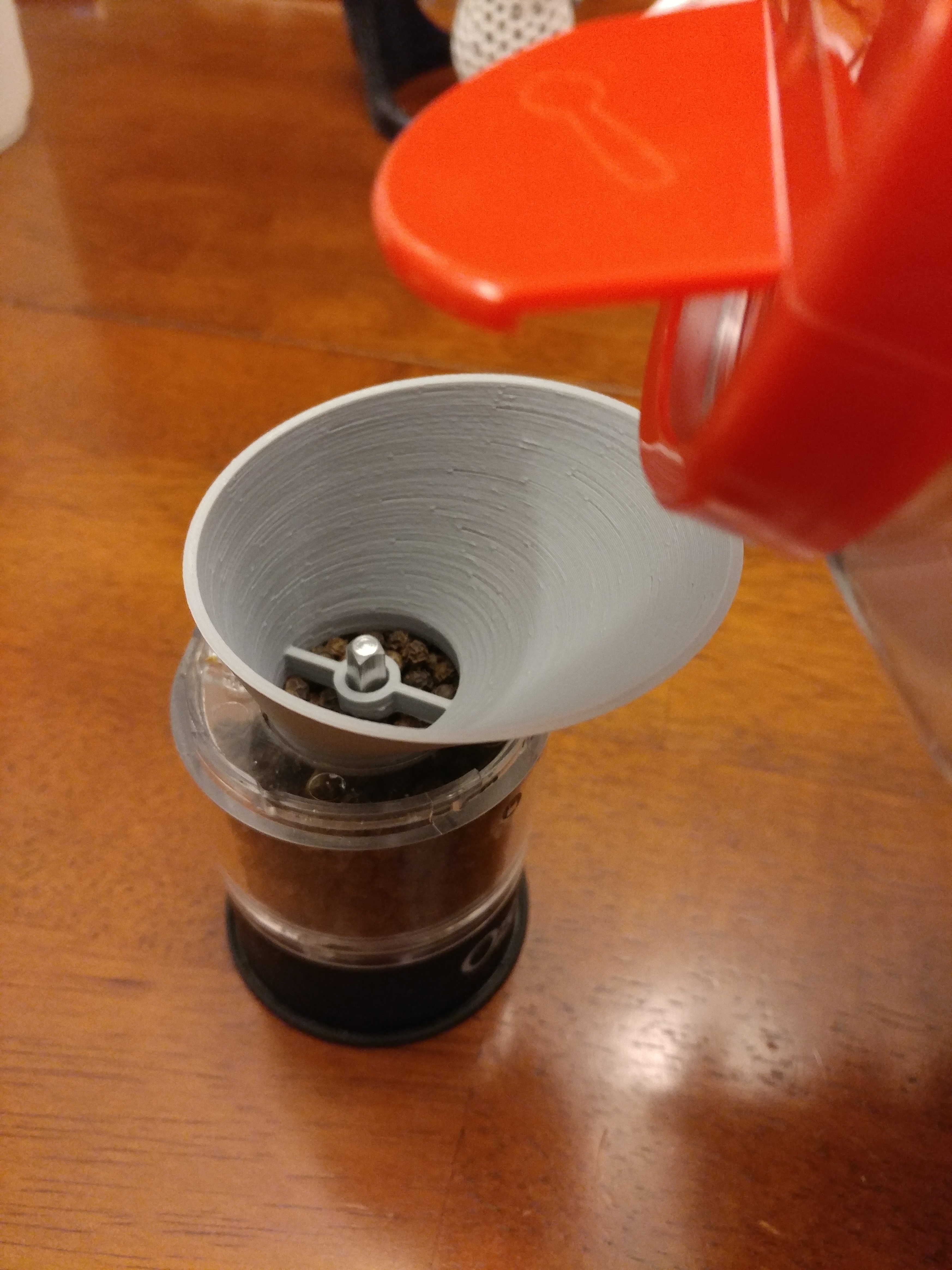 Pepper Mill Funnel (parametric)