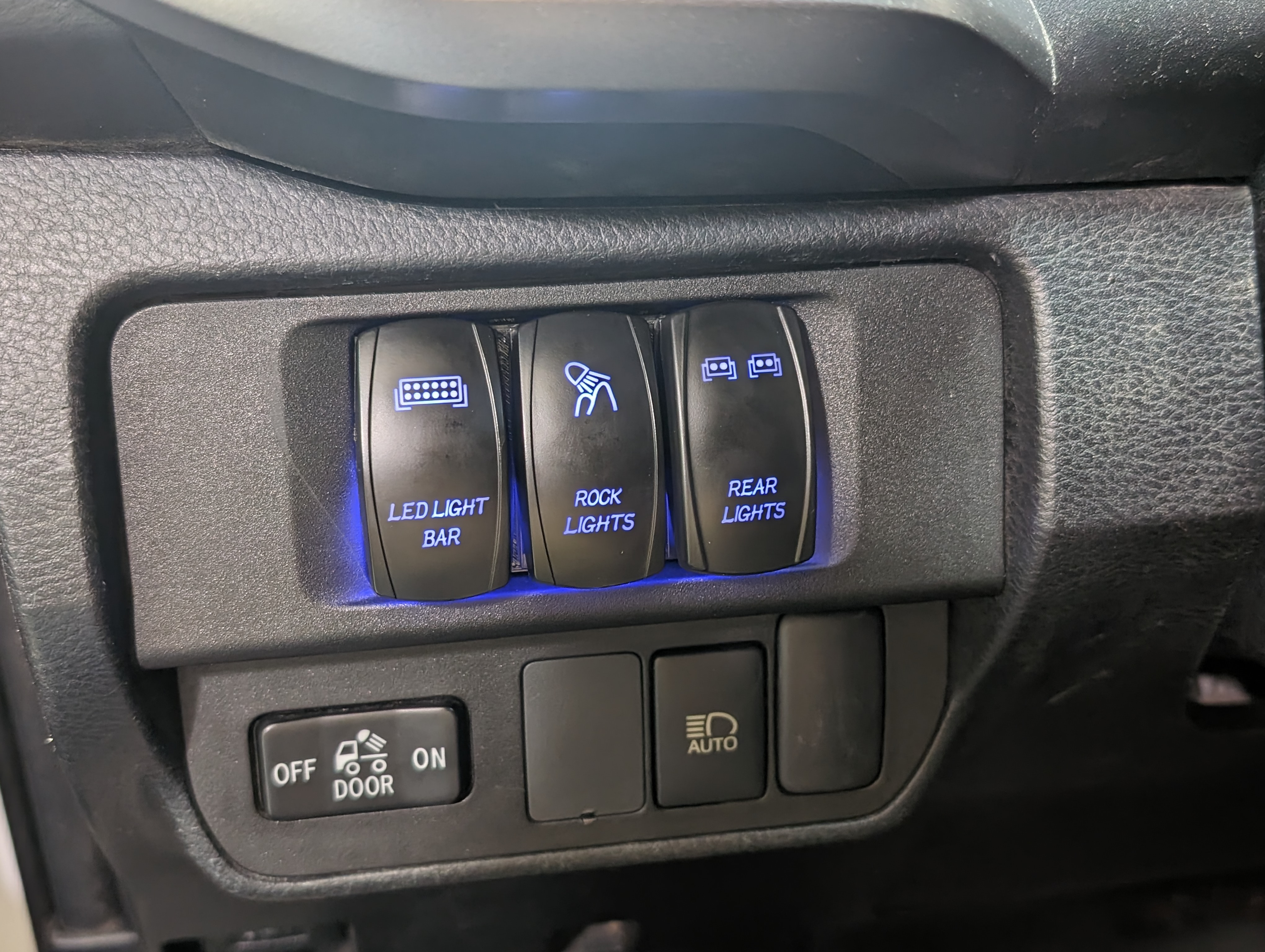 3rd Gen Tacoma 3-Switch Panel