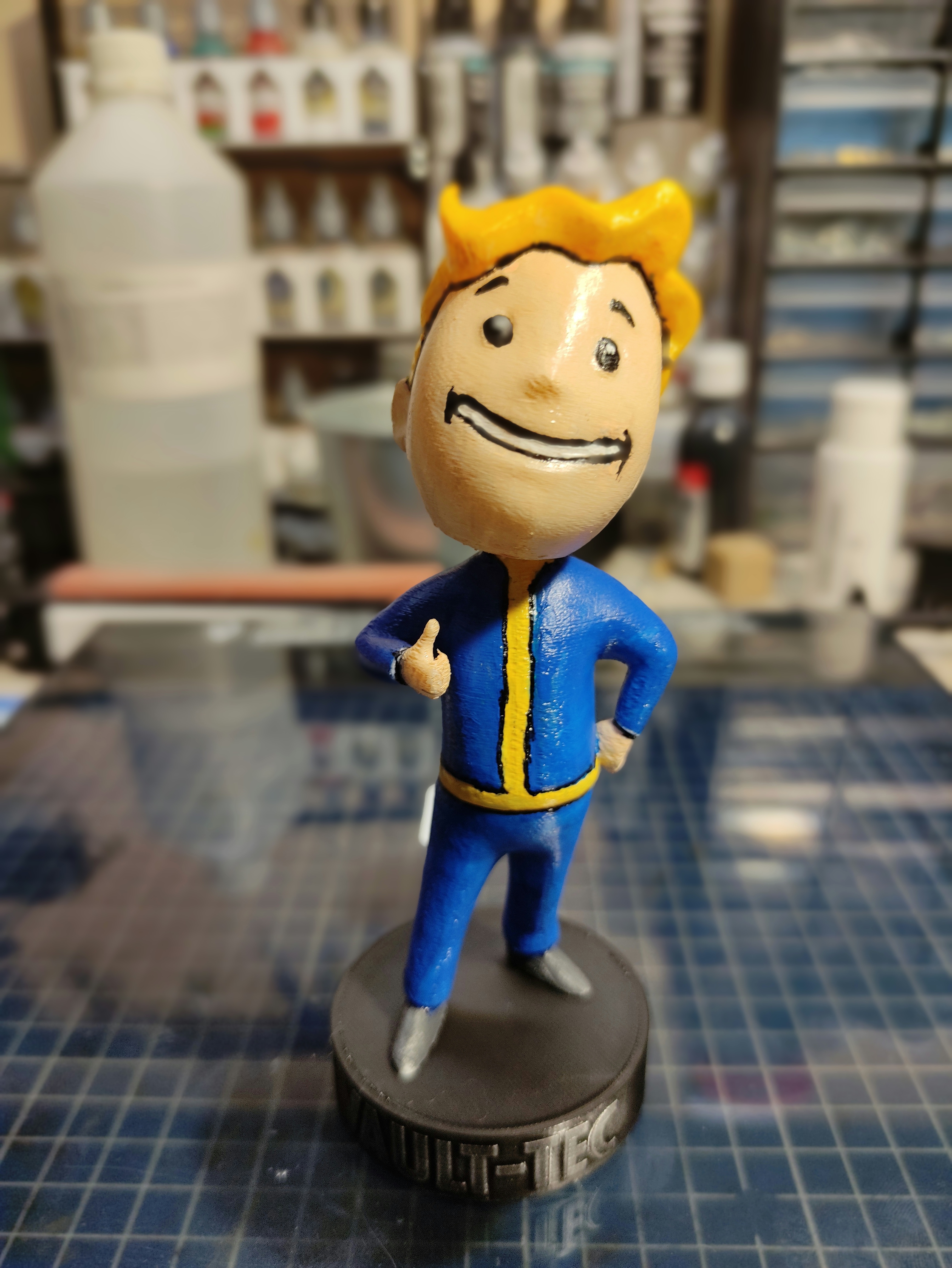 Vault Boy - Fallout - spring neck - Bobble head