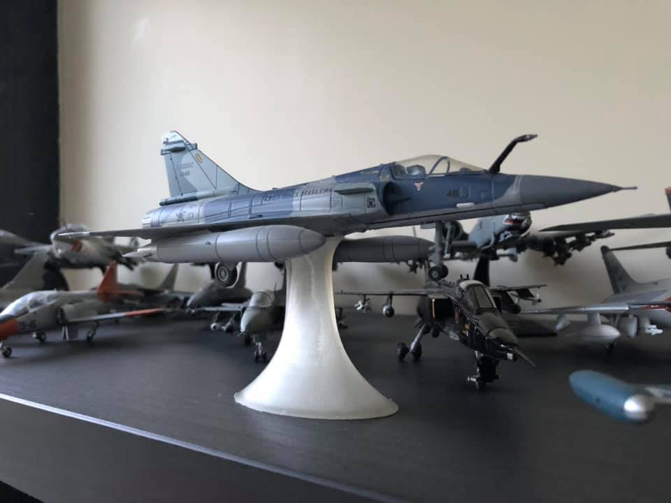 Altaya Plane Support