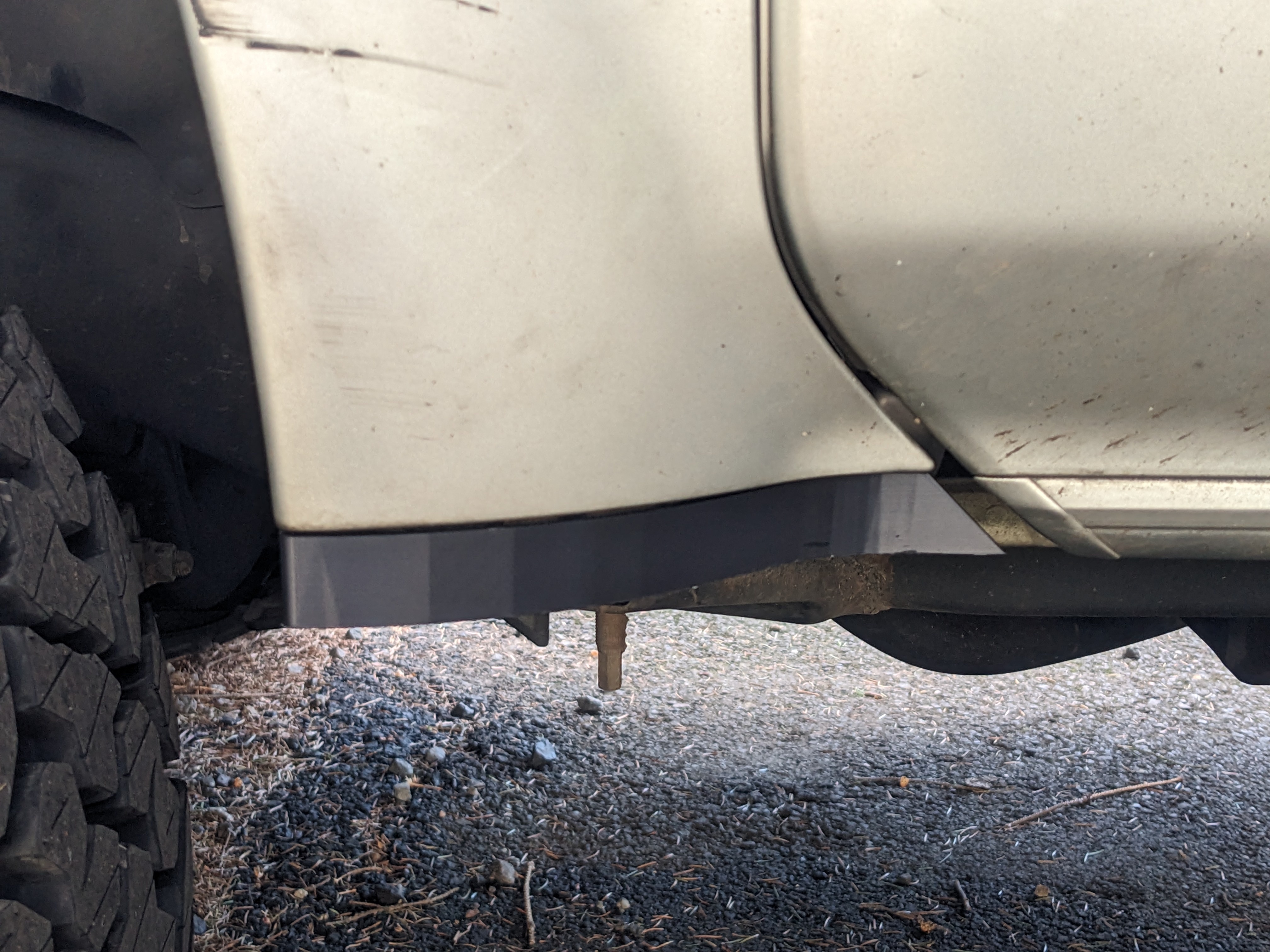 Lexus GX470 Fender Trim
