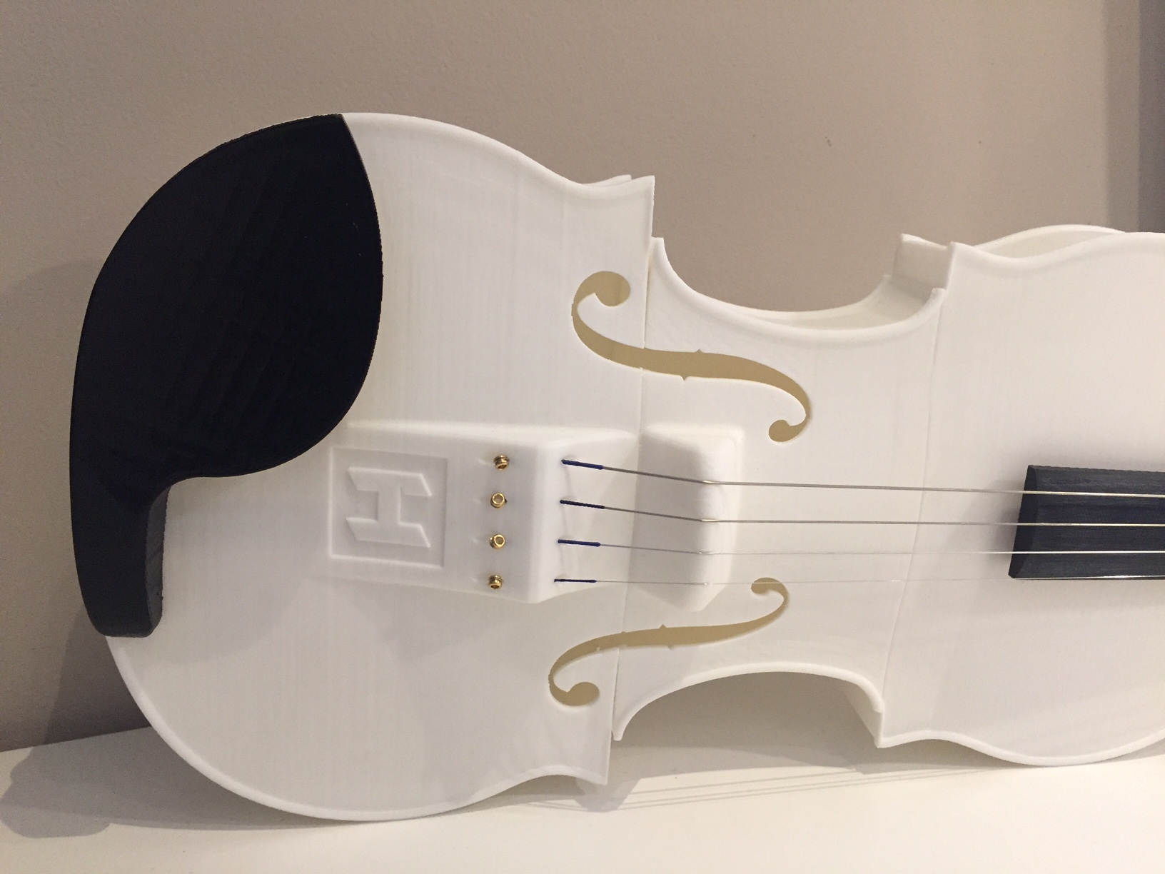 Hovalin violin chin rest