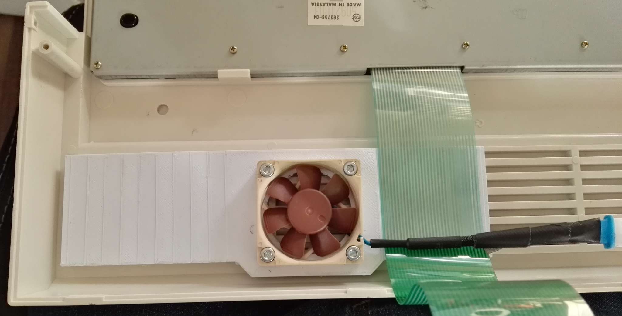 Amiga 600 Case Top Airflow Duct