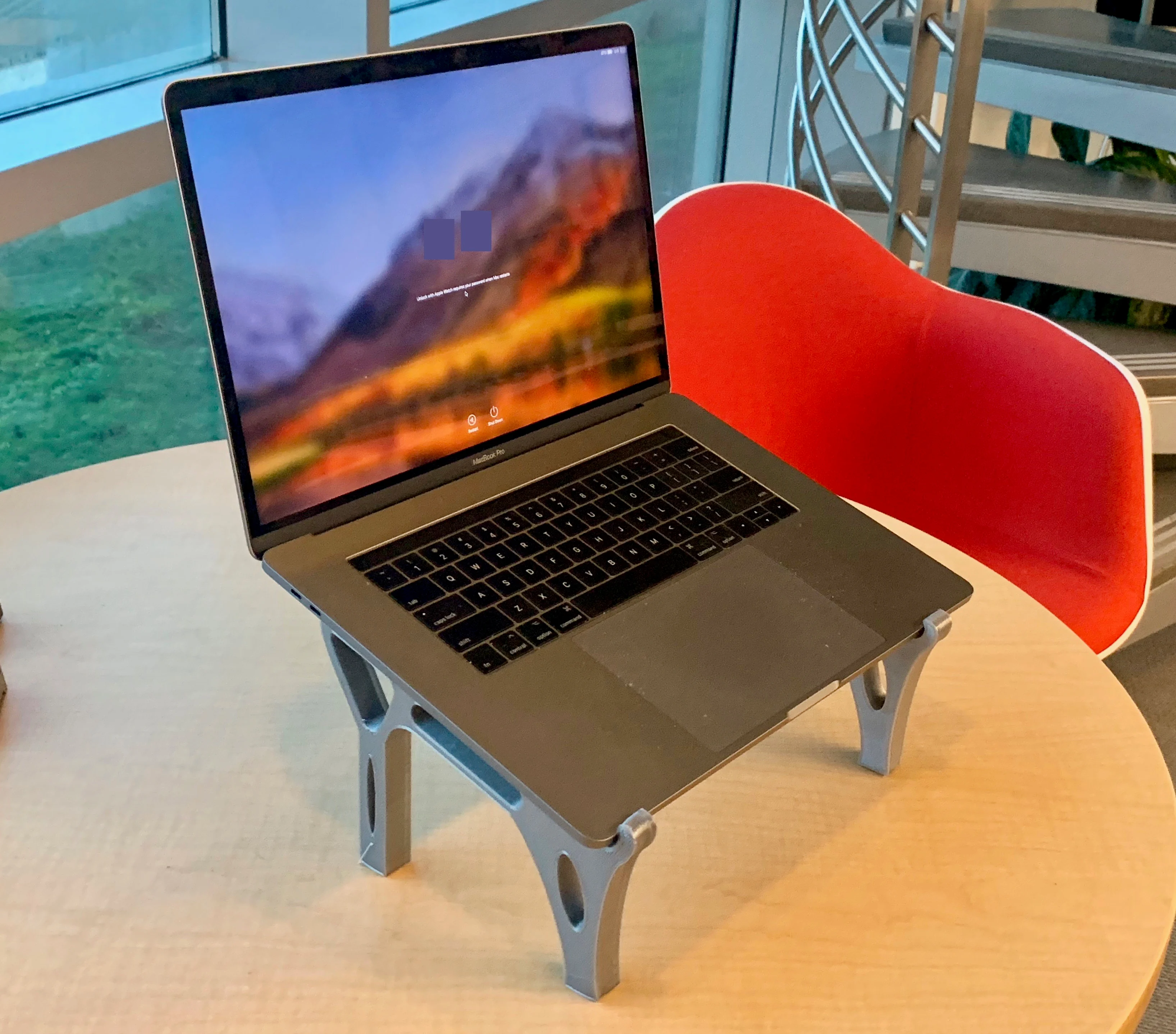 Laptop stand, elevated