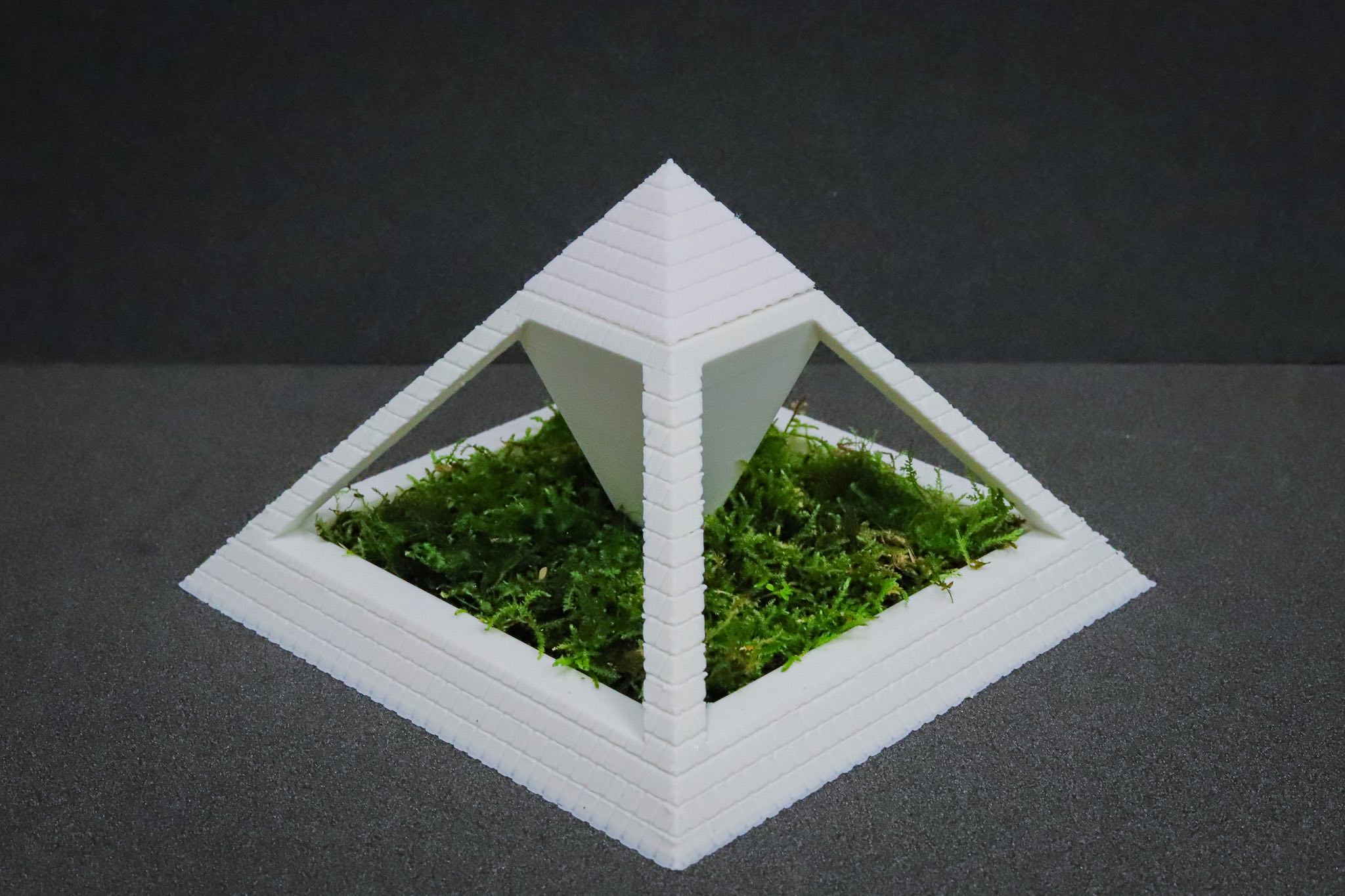 Planter of the Ancient Egyptian Pyramid