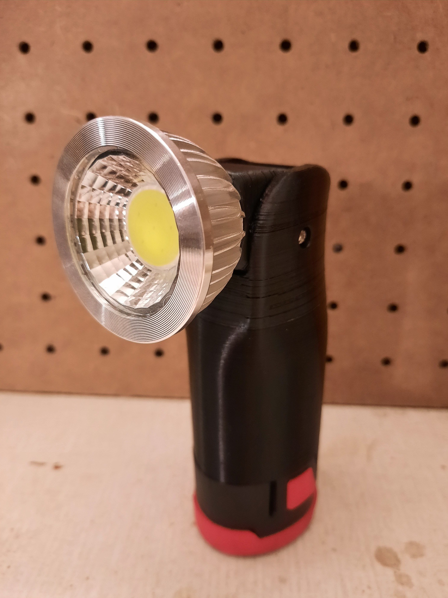 Parkside X12V TEAM - flashlight with adjustable head (remix)