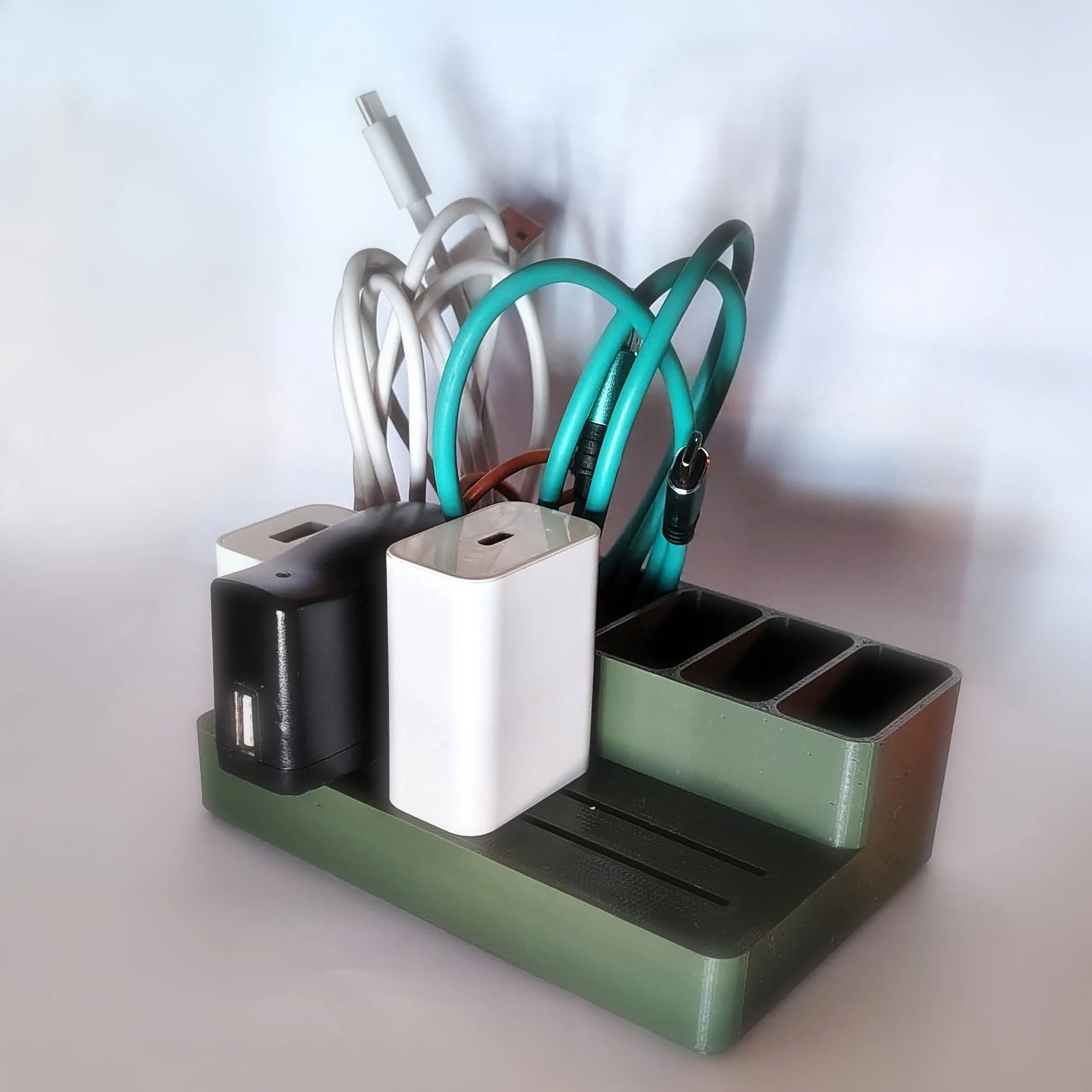 Organizer for USB Cables and Chargers - USA-UK remix