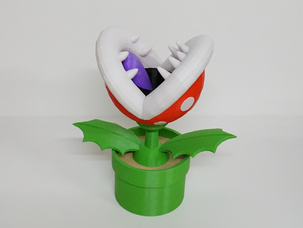 Piranha Plant Tube Pot