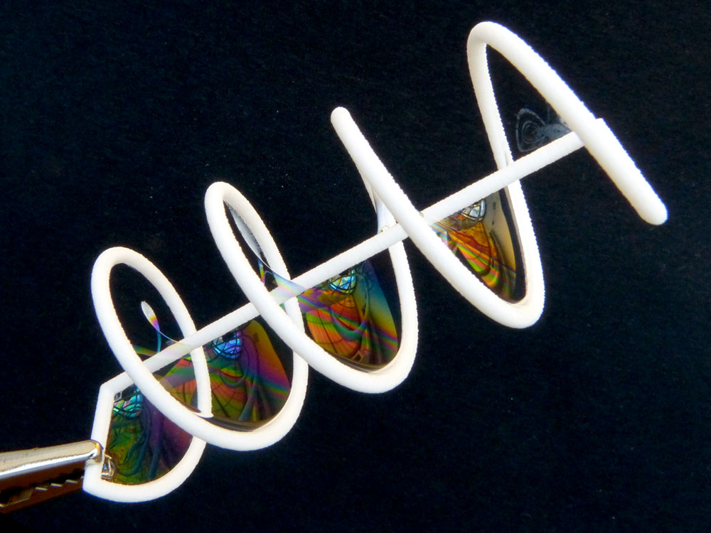 Helicoid frame