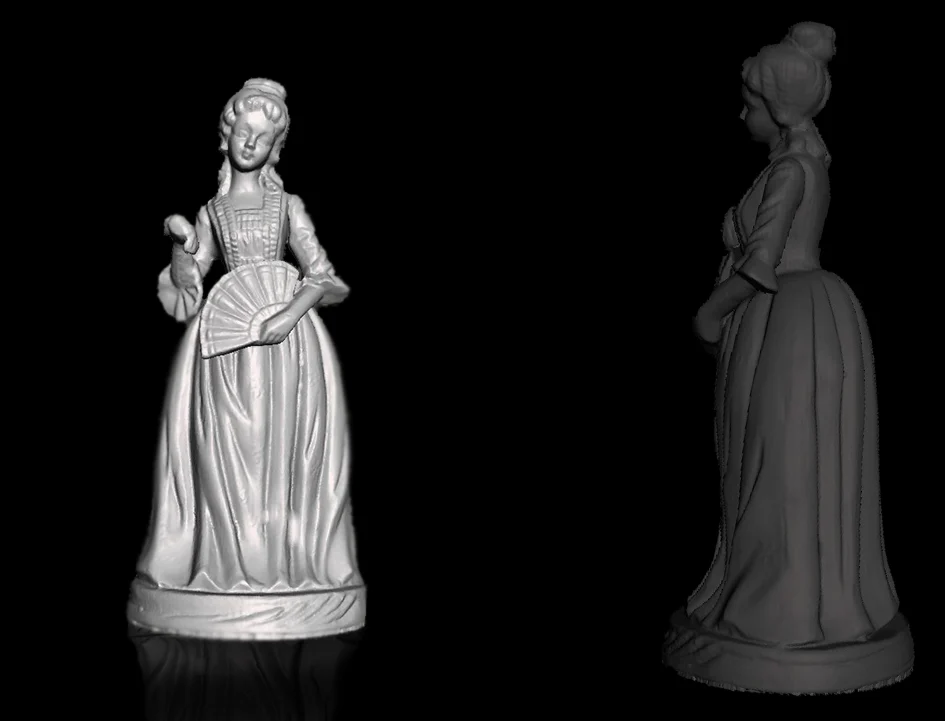 Woman statuette - donna degli anni 40